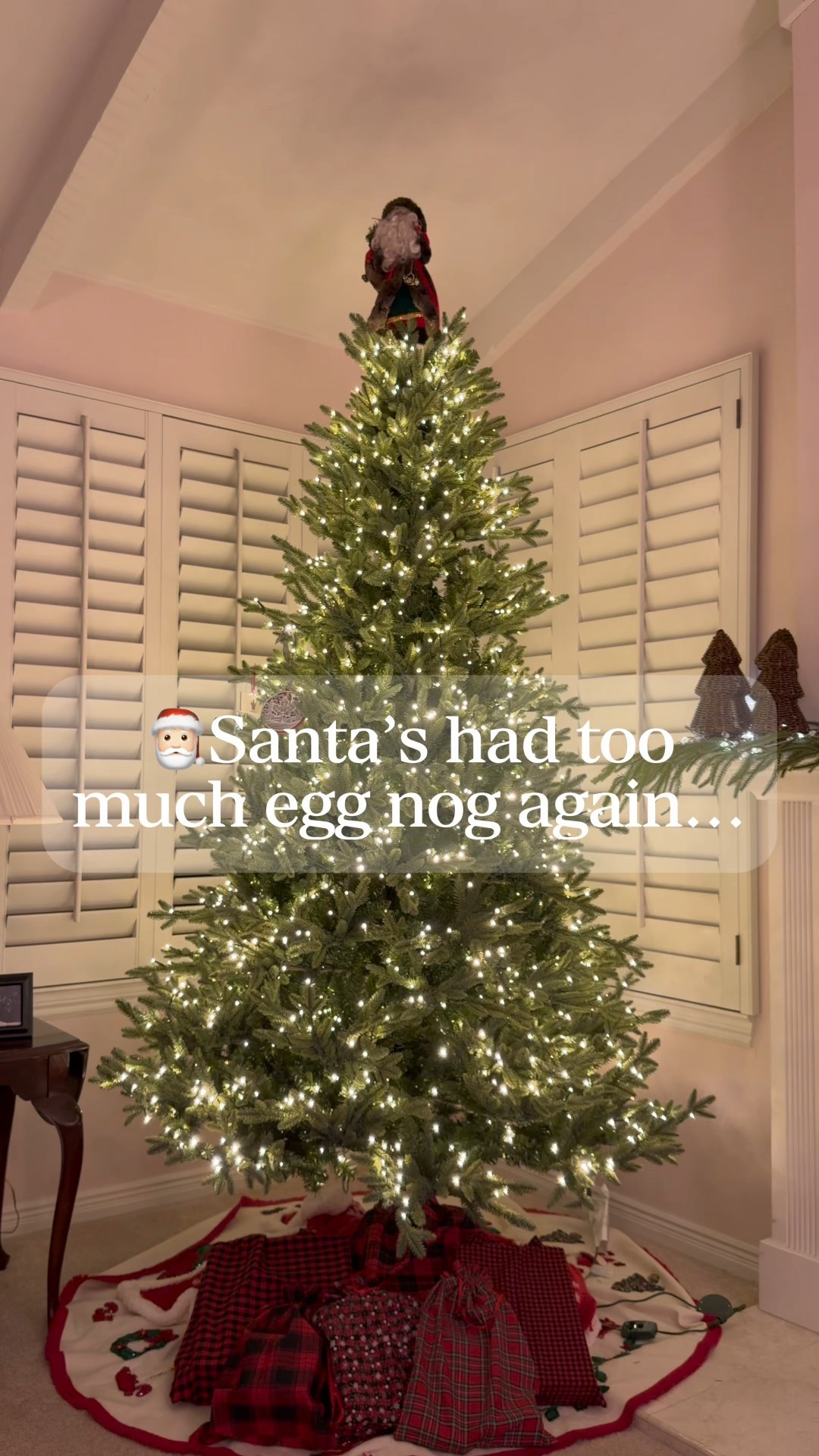 Keep your tree topper from taking a tumble this season! 🎄
 This genius gadget keeps Santa (or your angel or star) perfectly balanced all season long.
 Linked here so you can grab one before the decorating rush! 🎅✨
 👉 Shop this holiday must-have on my LTK!
🏠 Follow for more real-life décor, home finds and organizing ideas for a home that’s pretty, not perfect!
 #ChristmasDecor #HolidayOrganization #HolidayDecor #ChristmasHacks #FestiveHome

#LTKSeasonal #LTKHome #LTKHoliday