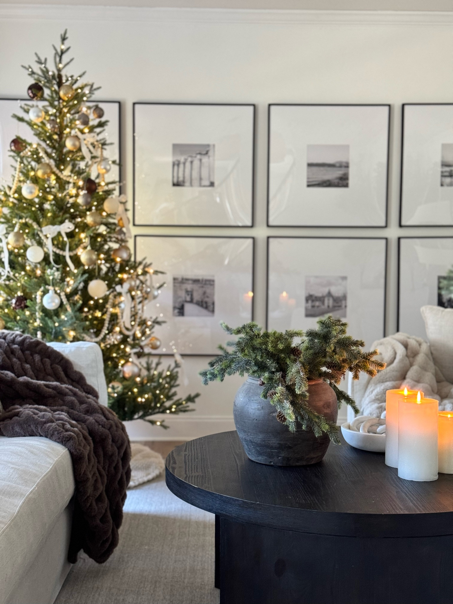 Gallery wall, simple Christmas styling 

#LTKSeasonal #LTKHome #LTKHoliday