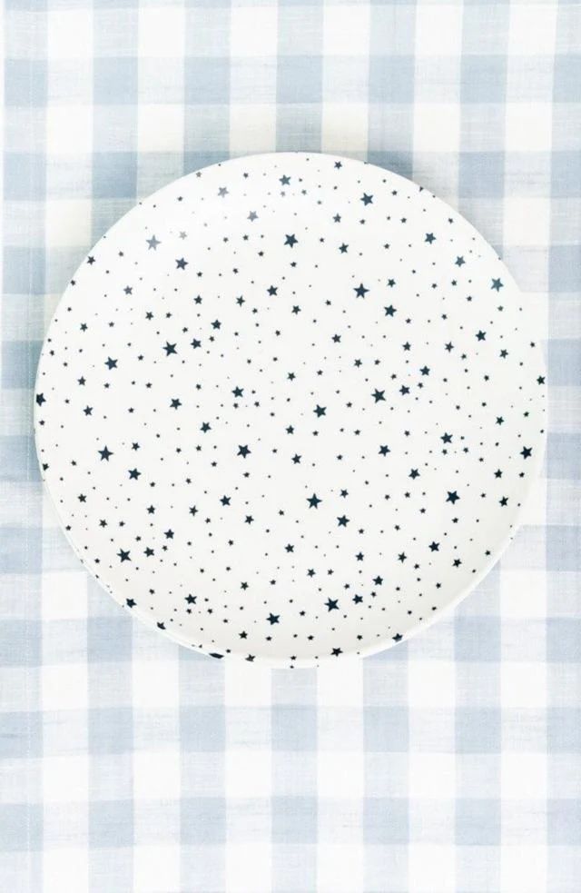 Melamine Star Dinner Plates, Set of 4 | Rachel Parcell