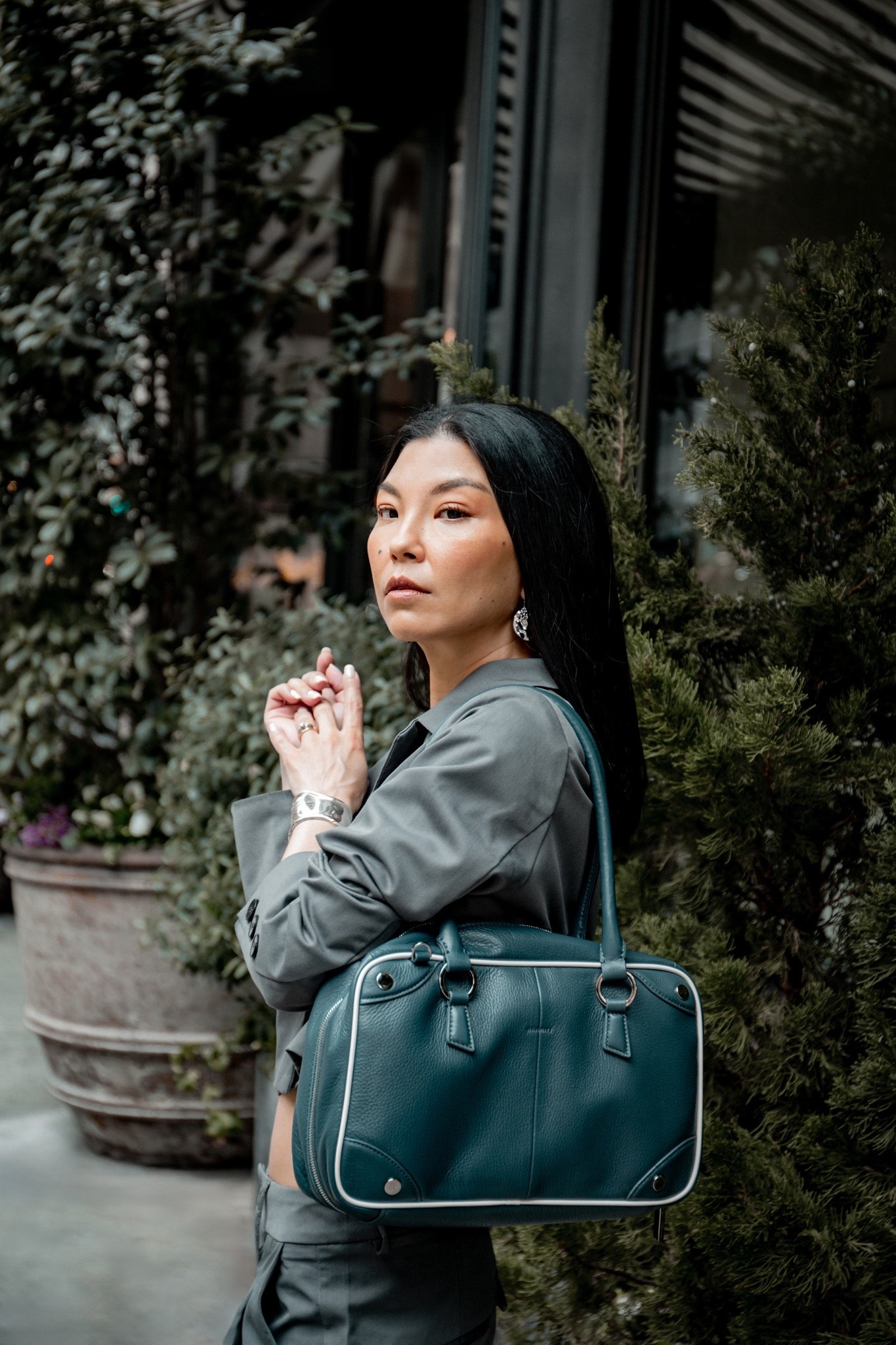 Say hello to Hammitt’s first-ever doctor-style meets bowling bag silhouette — the Meredith, named after Meredith Grey of Grey’s Anatomy. Classic at heart but full of modern attitude, this bag features a bold handle drop and sleek corner patches that elevate its timeless shape. Outside, two D-rings are ready for your favorite charms or an extra strap (sold separately). Inside, smart storage includes two flat pockets and a dedicated card slot to keep your essentials in check. And, thanks to the structured gussets and all-around zip, the wide opening makes grabbing what you need feel effortless. The Meredith Med is designed with extra room for when you’re carrying more than just the essentials, but still feels very day-appropriate. #hammitt #newbag #handbag #fashionbag #ltkitbag 

#LTKTravel #LTKootd #LTKPetite