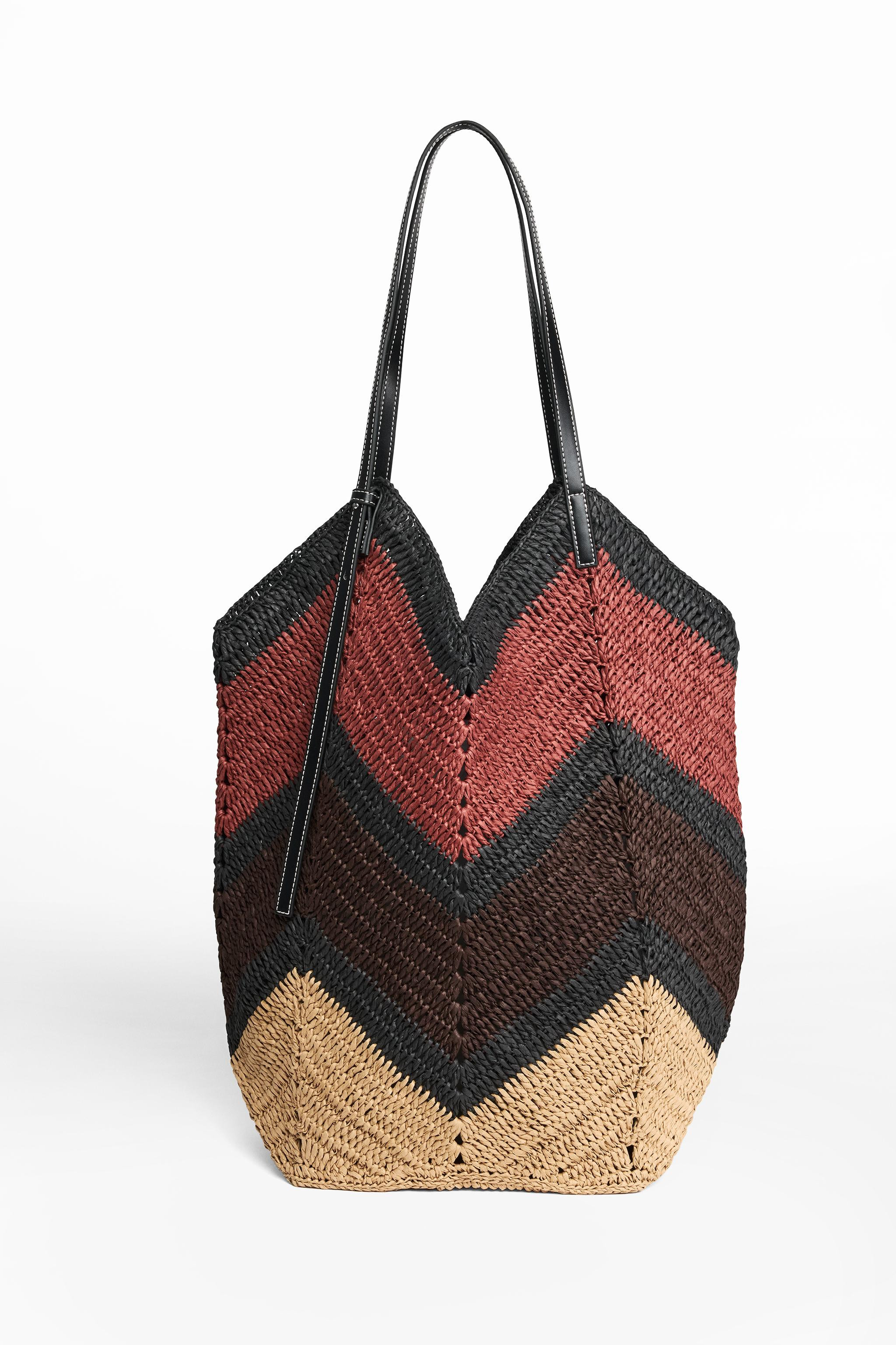 Maxi shopper bag with a braided, multicolored body. Double shoulder straps with topstitching deta... | Zara US