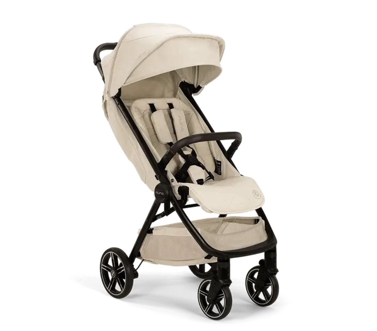 The cutest travel stroller 💕