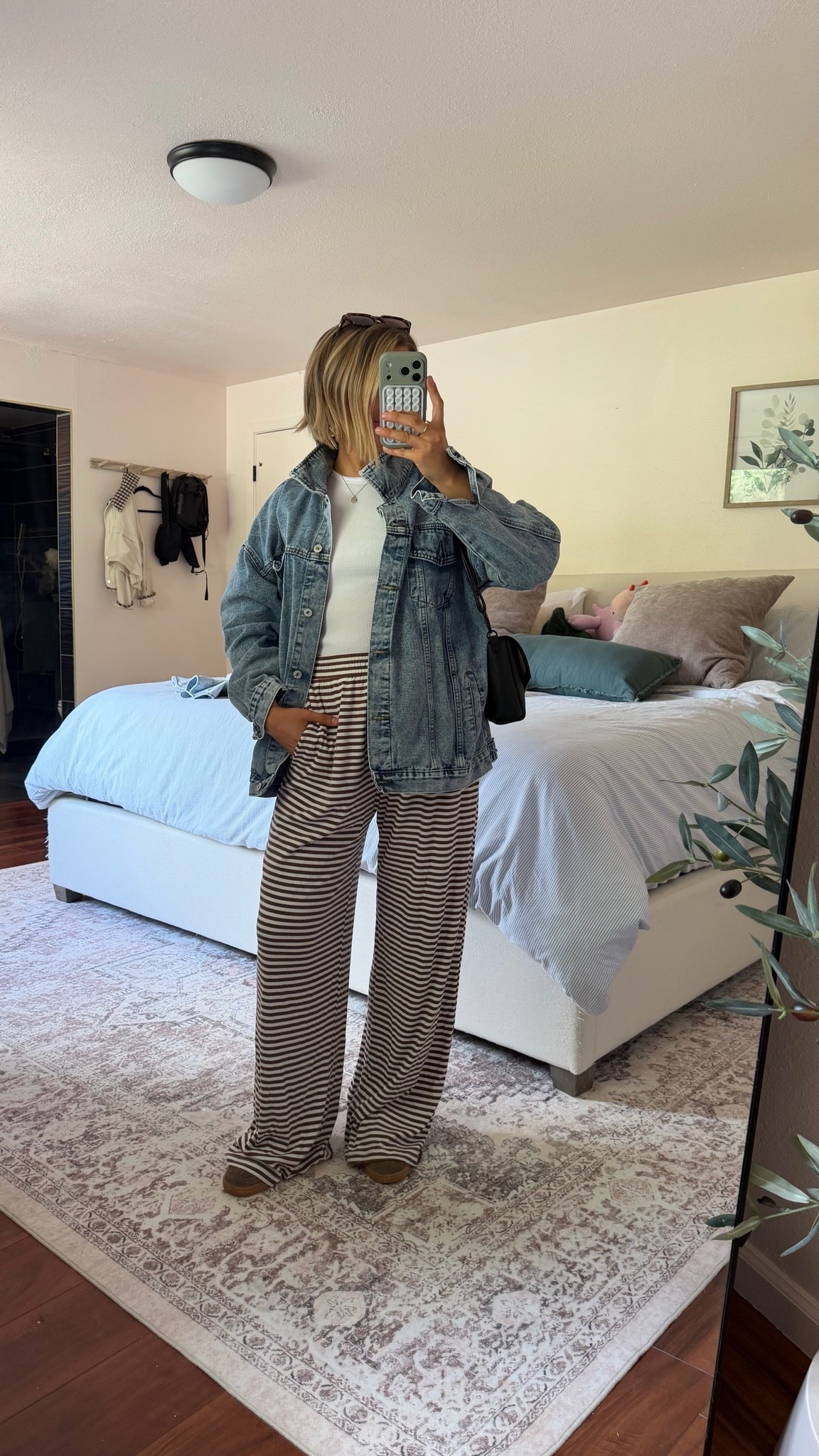 casual outfit / what I wore to feel comfy but out together

#LTKmomlife #LTKgrwm #LTKootd