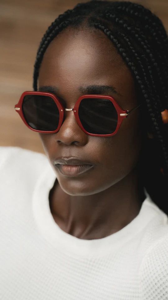 "Anea Hill Caviar Sunglasses: High-End Style and Eye Protection!" | ANEA HILL