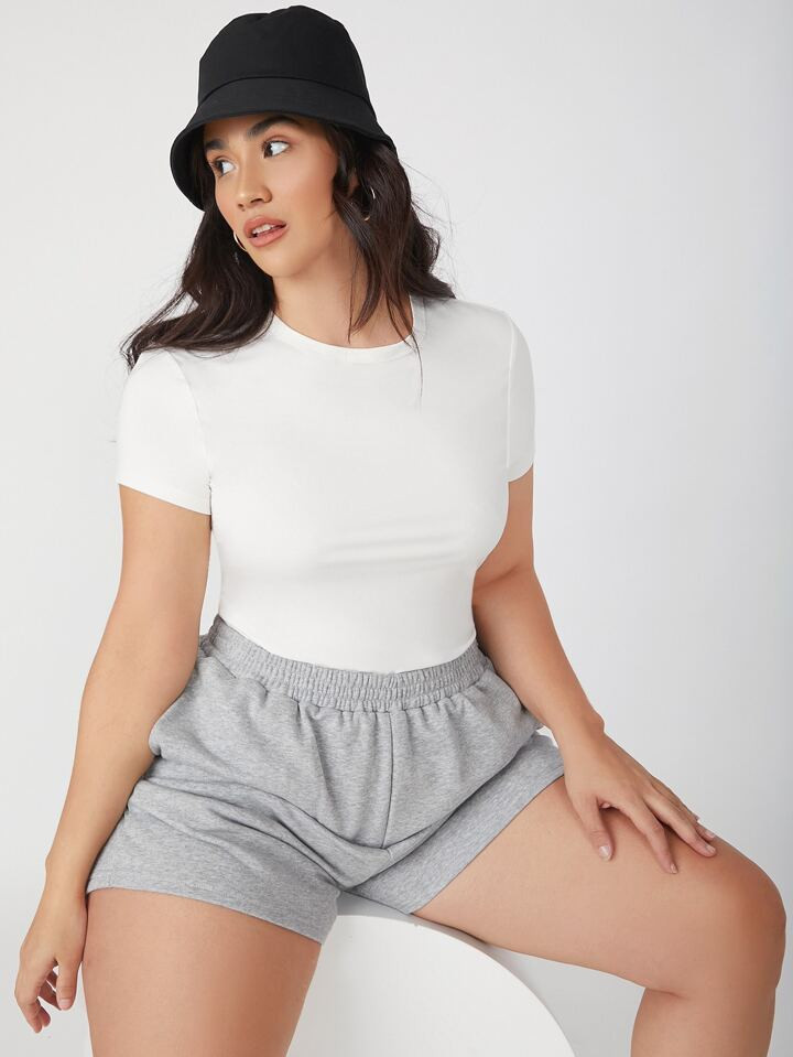 SHEIN BASICS Plus Solid Slim Tee | SHEIN