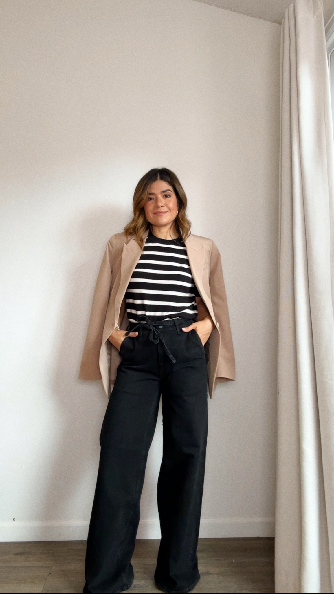 If you are looking for an affordable blazer for an amazing price, look no further! This one by Scoop is so chic and feels luxe! 
Top size xs
Blazer size small
Jeans size 0

#LTKFindsUnder50 #LTKWorkwear #LTKFindsUnder100