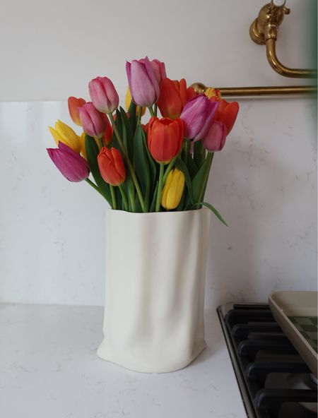 Amazon vase 🌷 

#LTKhome #LTKfindsunder50 #LTKfamily