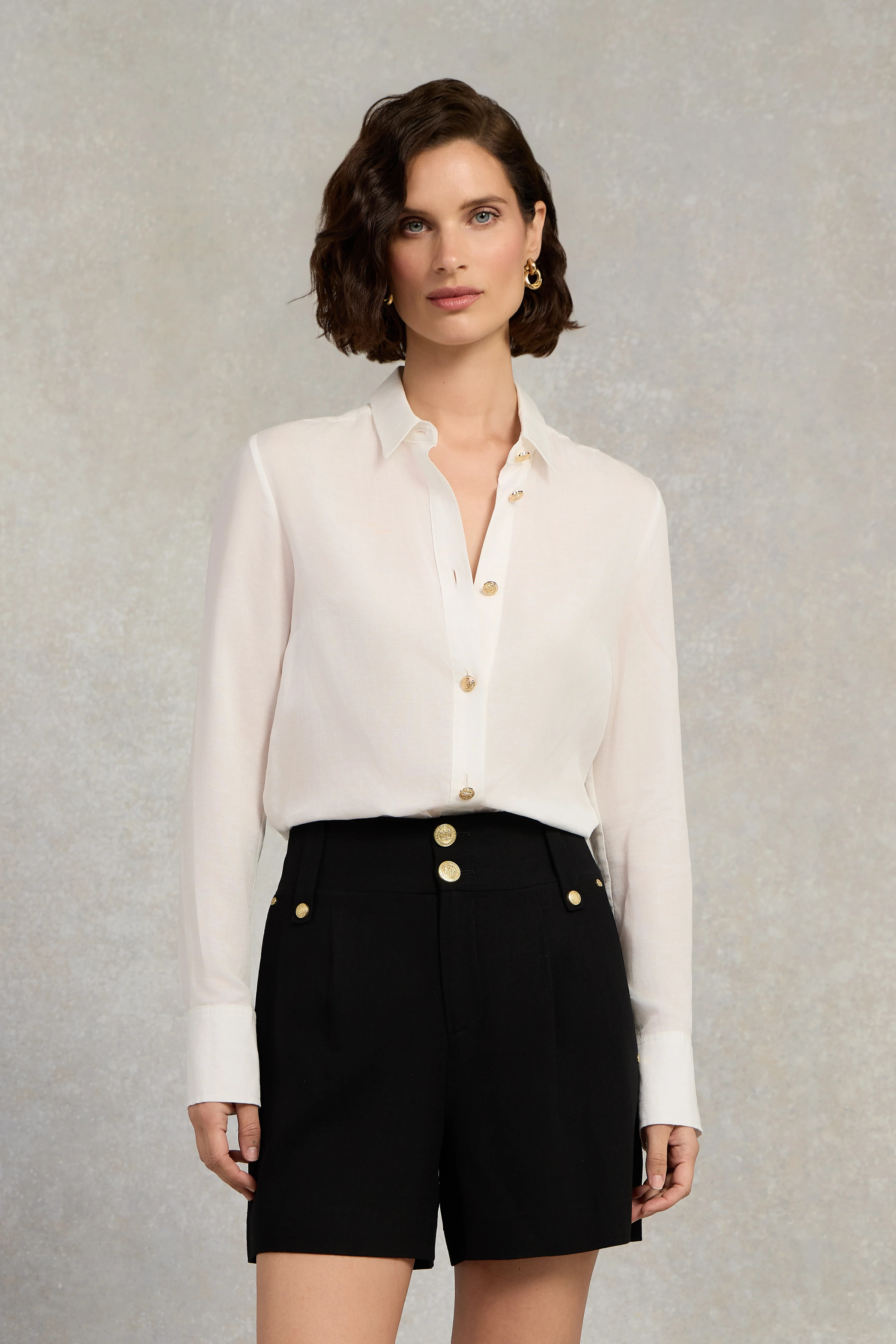 Tailored Short (Black Linen) | Holland Cooper