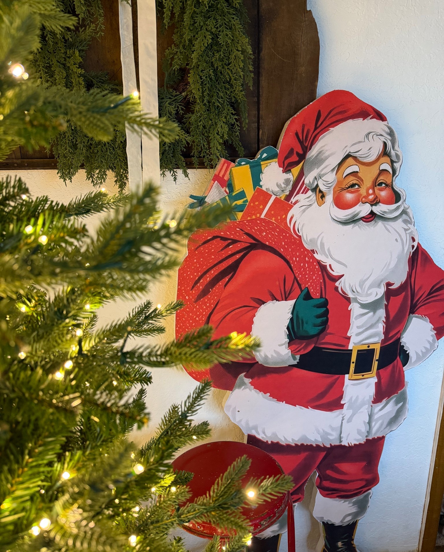 Vintage Christmas season 

#LTKSeasonal #LTKHome #LTKHoliday