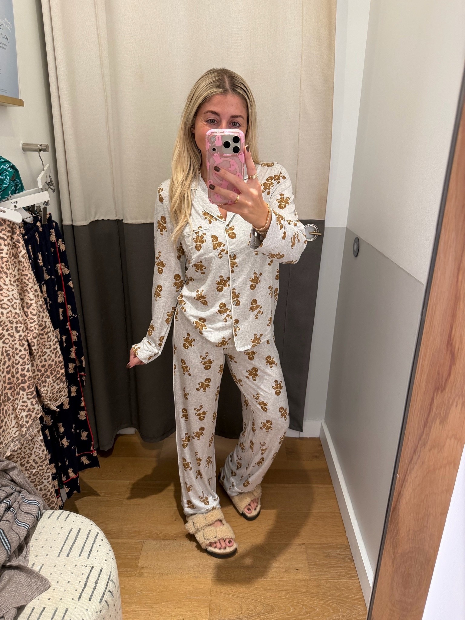 New real soft @Aerie pjs
Size xs
Christmas pjs