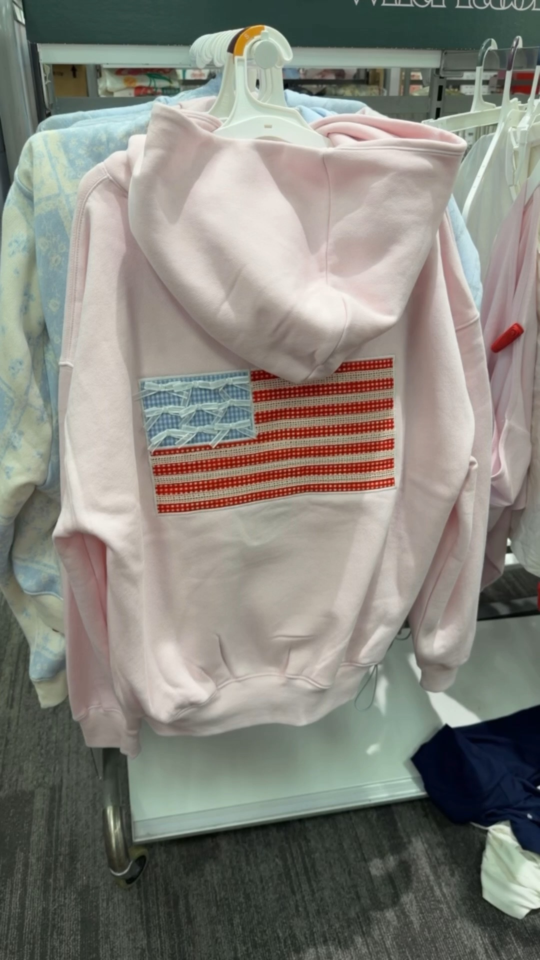 Wow Target! This sweatshirt is so special, the flag detail is so beautiful. Sweatshirt is a nice comfy cotton fleece too. Oversized fit. #targetstyle july4 4th of July patriotic outfit idea