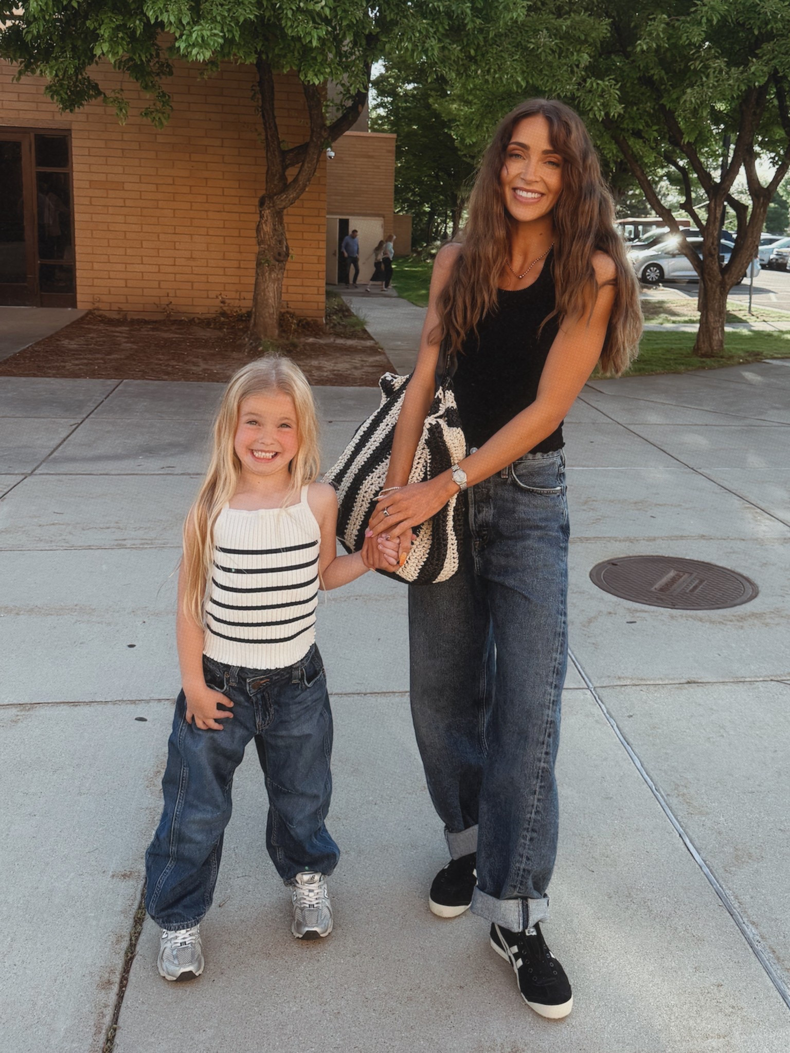 Twinner Jean gals 

Echo’s are on sale!