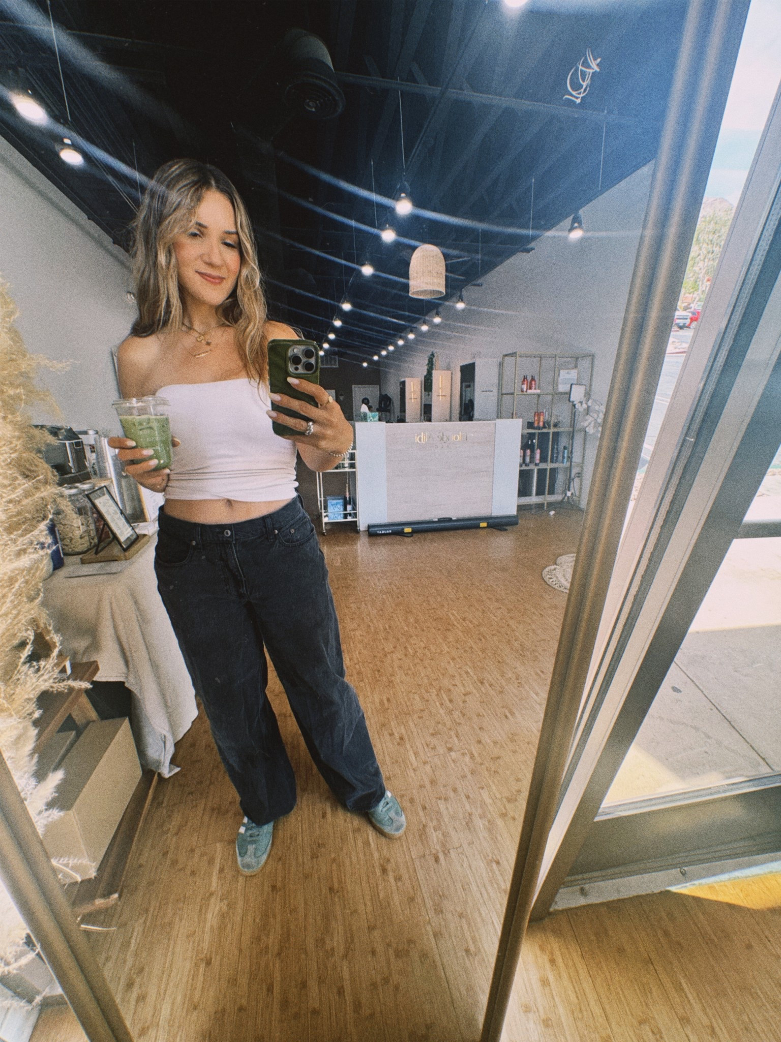 Another matcha another fit 
Jeans size 27 and tube top size M