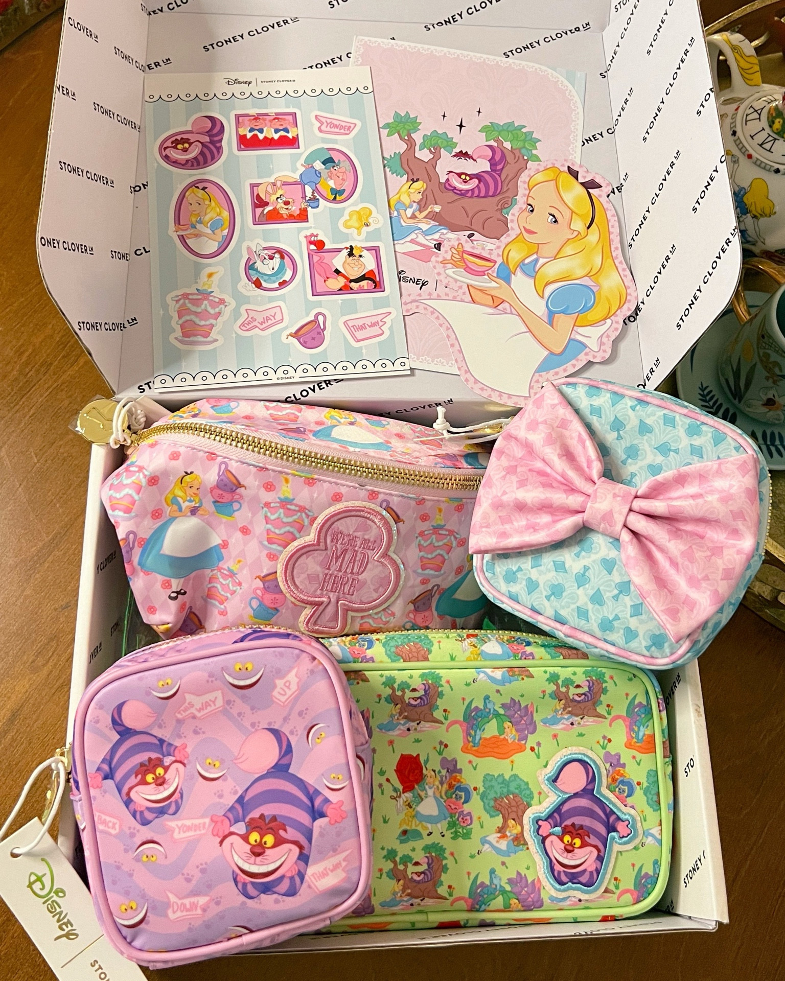 Stoney Clover Lane Disney Alice in Wonderland Collection 🫖🐰😸♥️♣️

#LTKItBag #LTKFindsUnder100 #LTKTravel