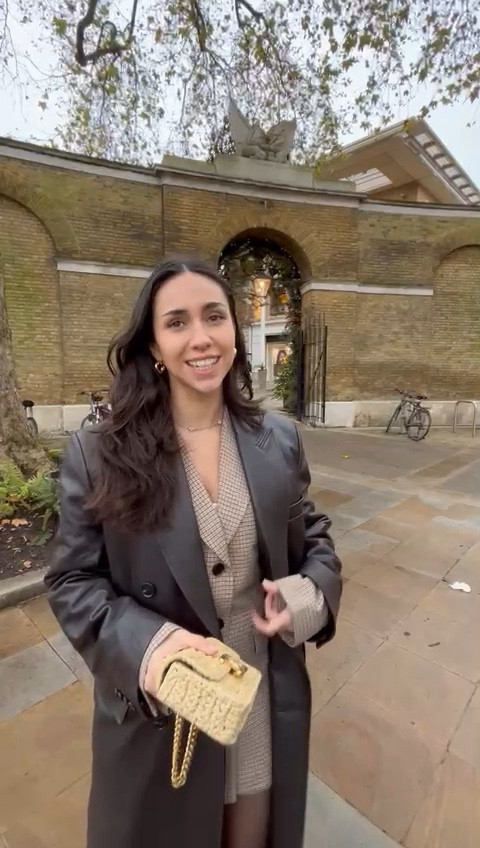 #winter #wintercoat #coat #winteroutfit #styleinspiration

#LTKSeasonal #LTKVideo #LTKHoliday