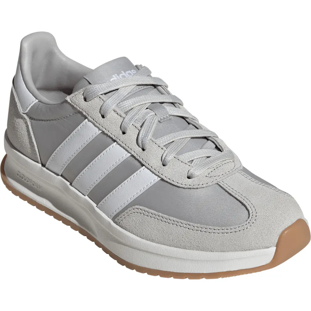 adidas Run 70s Sneaker in Grey/White/Grey at Nordstrom Rack, Size 9.5 | Nordstrom Rack