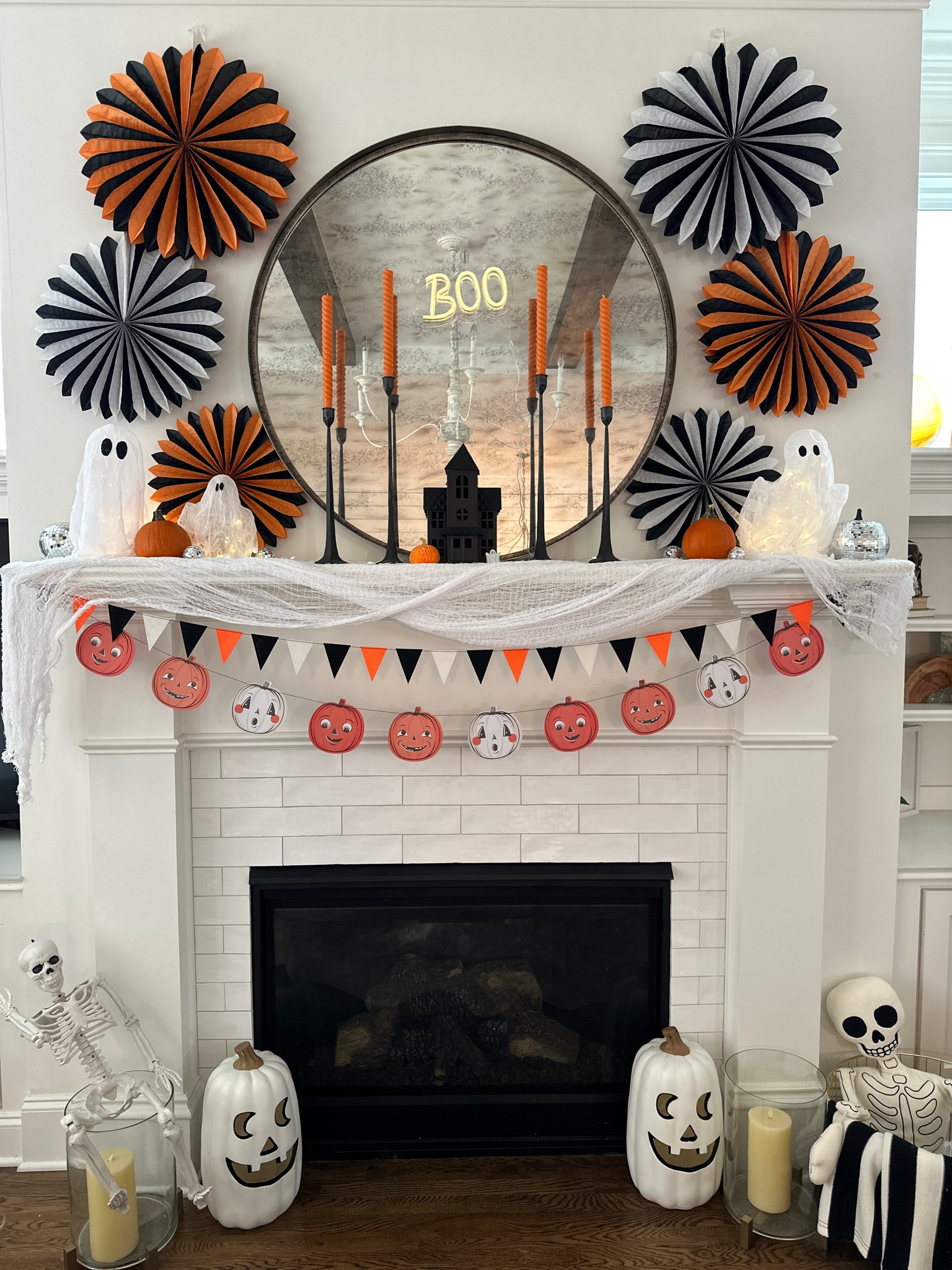 Vintage Halloween mantle decor! I love the classic colors and imagery 😍🎃

#halloweendecor #halloweenmantle 

#LTKHoliday