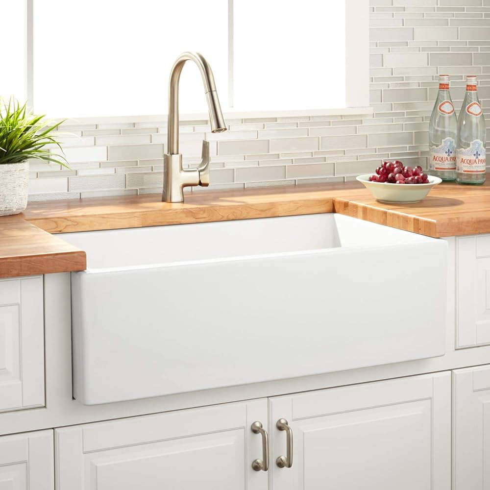 422812 Grigham 33" Single Basin Fireclay Reversible Farmhouse Sink | Amazon (US)