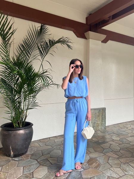 The cutest matching set for warmer weather! Comes in a variety of colors, but I couldn’t resist this blue! Wearing a size small

Amazon finds | Amazon fashion | matching set | vacation outfit



#LTKstyletip