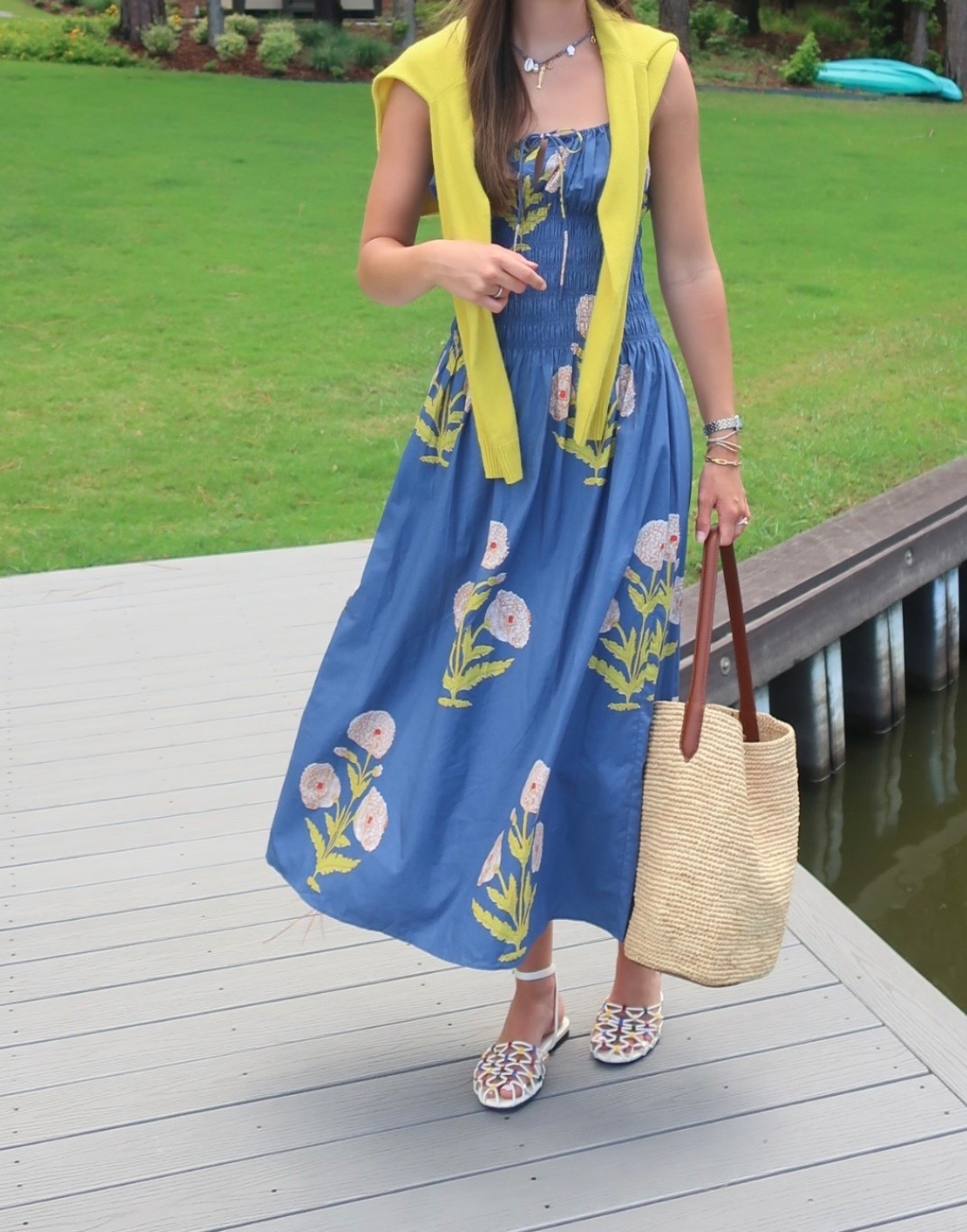 In a XS classic in the dress, XS chartreuse ￼cashmere & tts in the shoes 🤩🤩

#LTKU #LTKootd #LTKmomlife