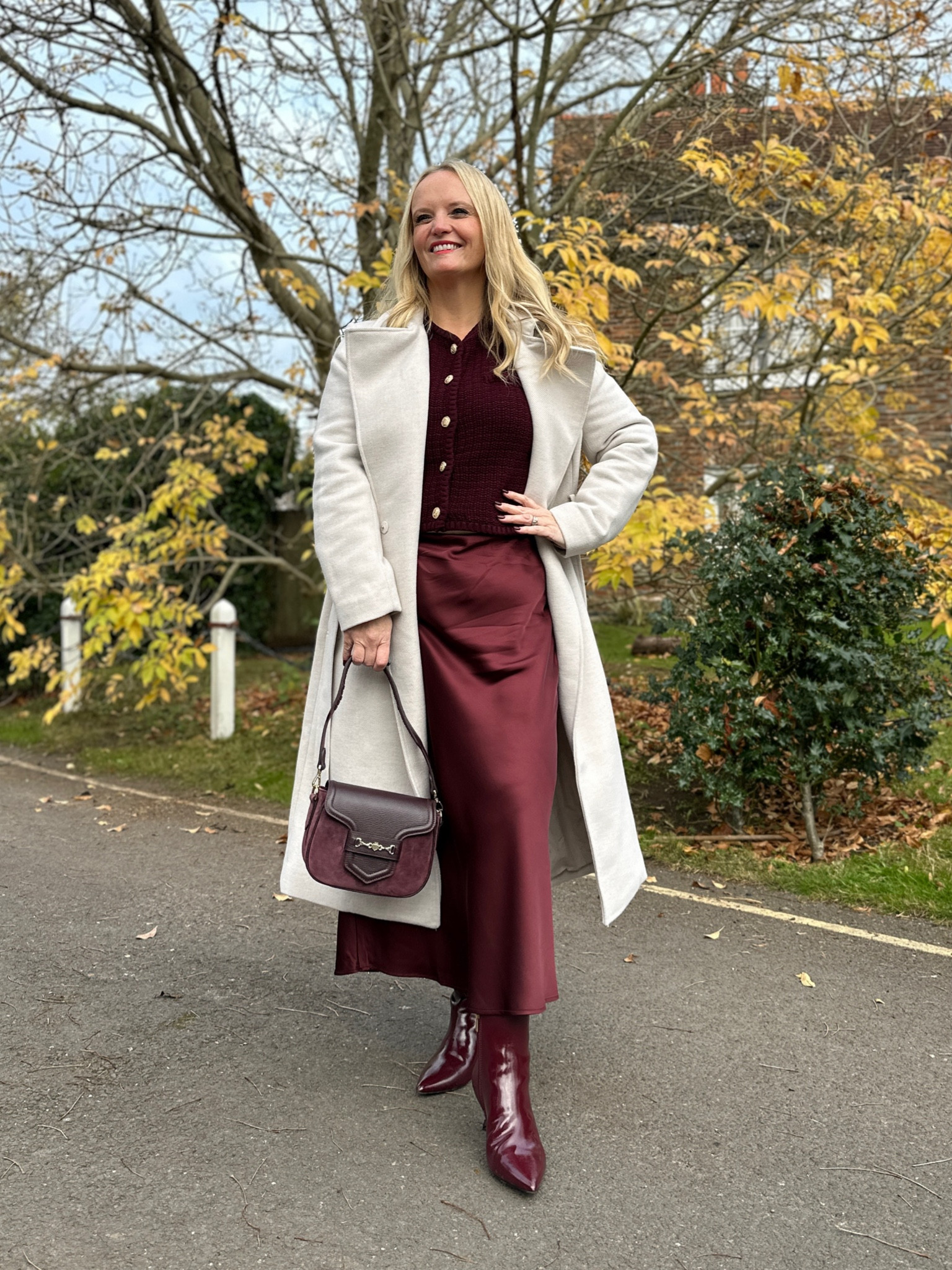 Berries & Cream ❤️
I just can’t get enough of burgundy. It’s a colour that seems to suit everyone and is absolutely everywhere this season which I’m totally here for. 
I picked up these fab boots for just £29.99 in New Look this week to complete this colour blocking look. 
Skirt, cardigan and coat are all @hm (coat old), boots @newlook and bag @fairfaxandfavor. 

#LTKstyletip #LTKmidsize #LTKautumn