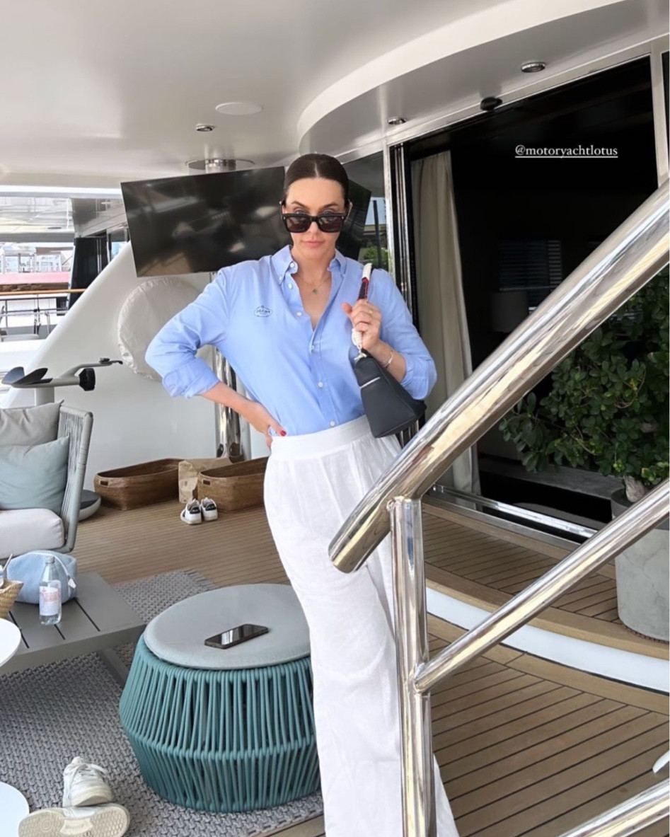 The cutest blue button down 🤍

#LTKstyletip #LTKtravel #LTKSeasonal