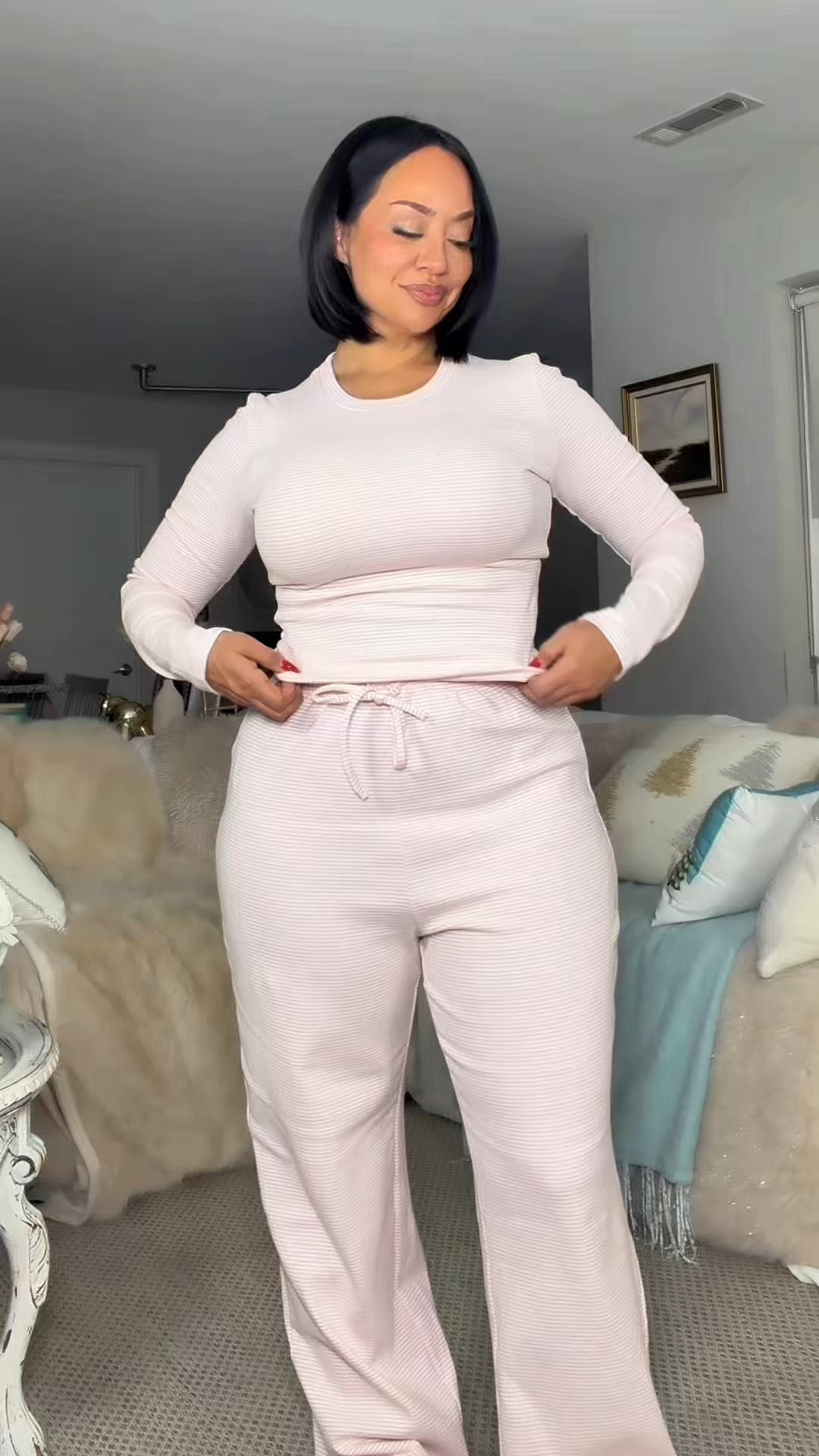 Cute and cozy set for a movie night in with bae this winter ❄️ 

Comes in multiple colors, nice thick fabric that has stretch and isn’t see through! Fits true to size 🫶🏽

lounge set
at home outfit 
matching set 

#LTKPetite #LTKootd #LTKFindsUnder50