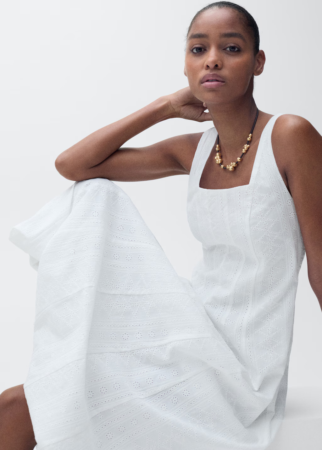 Embroidered dress with puffed hem - Women | MANGO USA | Mango (US/MX/AU)