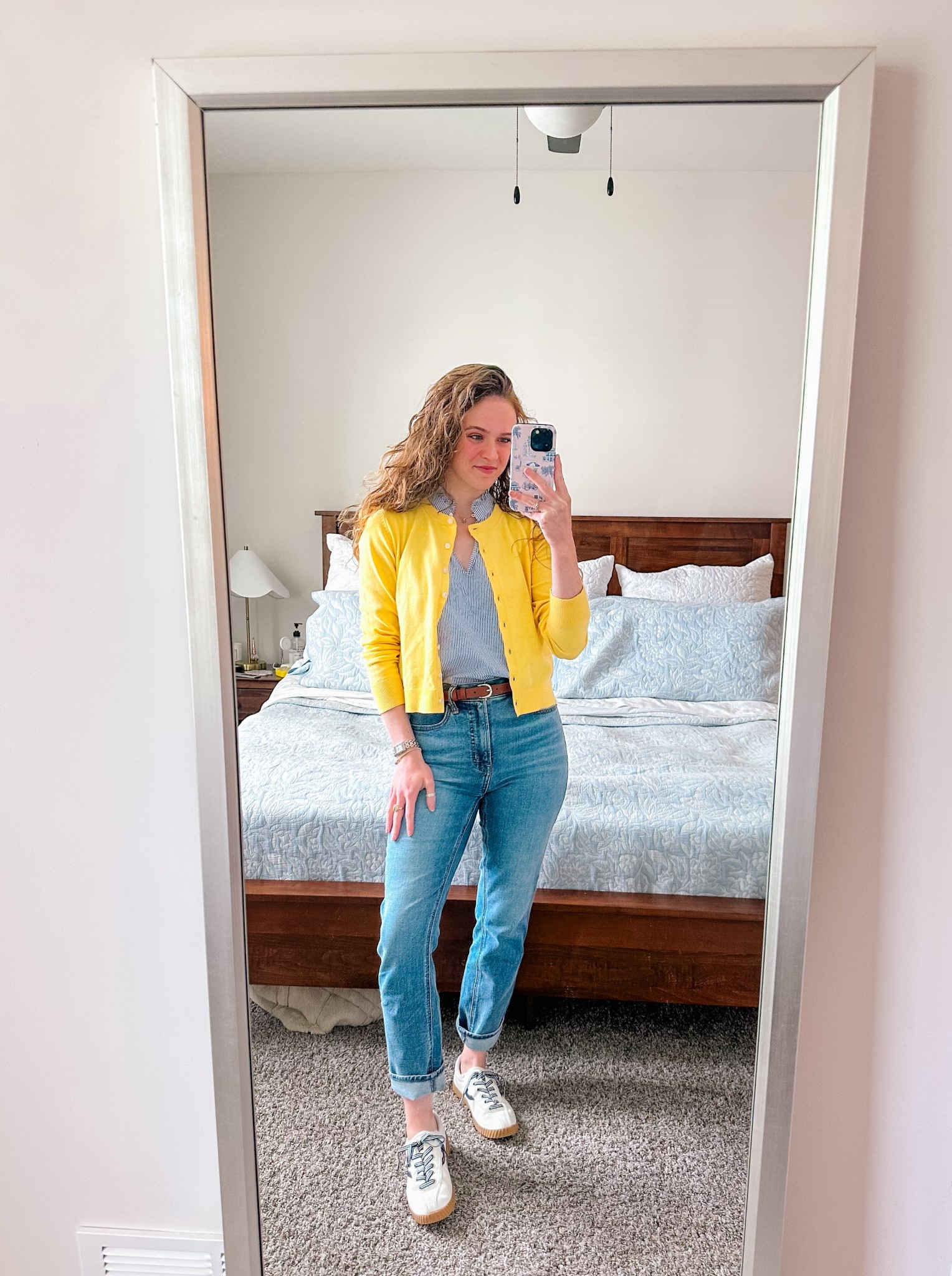 OOTD for a short day at the office!! Loving the yellow layers this spring!! 💛☀️