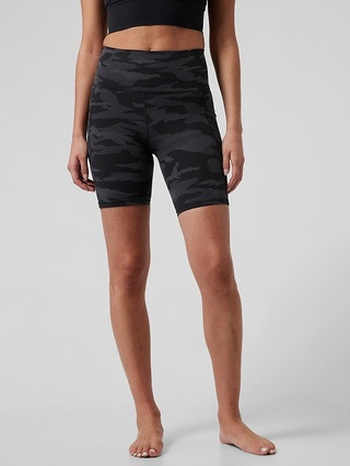 Salutation Stash Pocket II 7" Short | Athleta