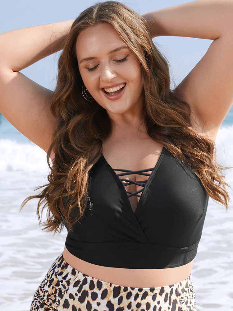 Adjustable Straps Crisscross Bikini Top | Bloomchic