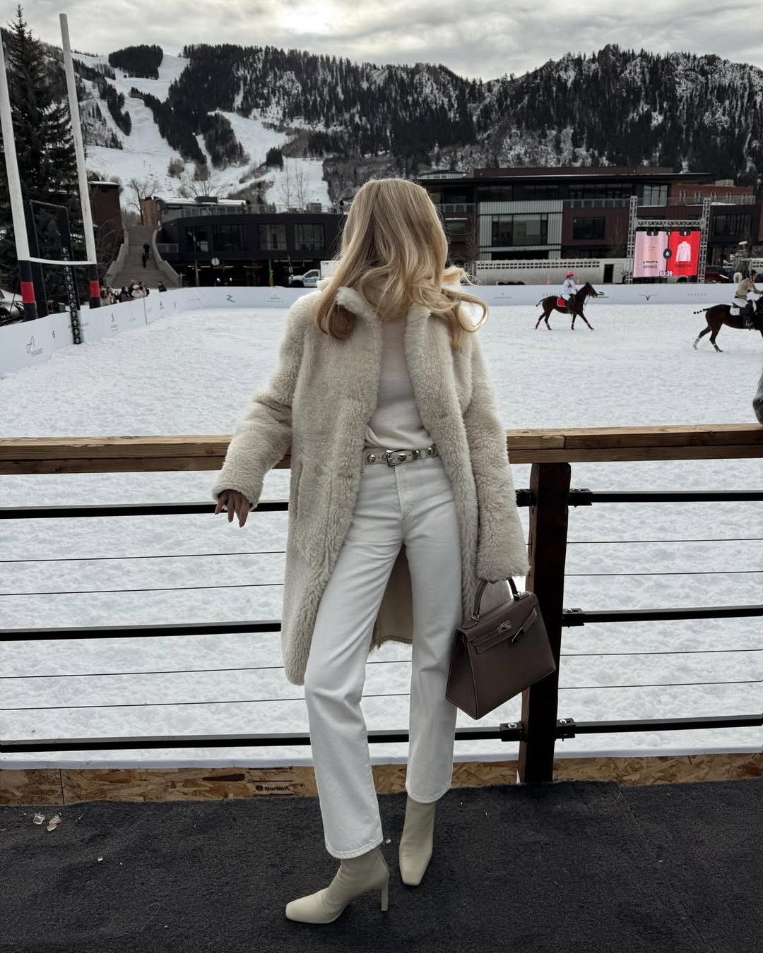 early winter camera roll in my favorite place

#LTKootd #LTKdayinmylife #LTKHoliday