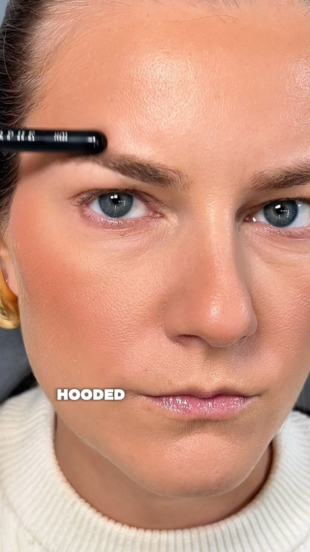 Hooded Eyes Makeup that’s SO EASY! Save & Share with your Hooded eye girlies! Comment SHOP for a DM with all the products used 😊🛍️
@toofaced eyeshadow cold smolder 
@maccosmetics lipstick Ruby woo
@patrickta foundation and contour/bronzer
@charlottetilbury lip gloss and liner iconic nude 
@loreal lash paradise 


#eyeshadowhack#eyeshadowhacks#makeuphacks#makeuptips#beautyhacks#beautytips#makeuptipsandtricks#howto#makeupforbeginners#hoodedeyesmakeup 

#LTKVideo #LTKBeauty #LTKHoliday