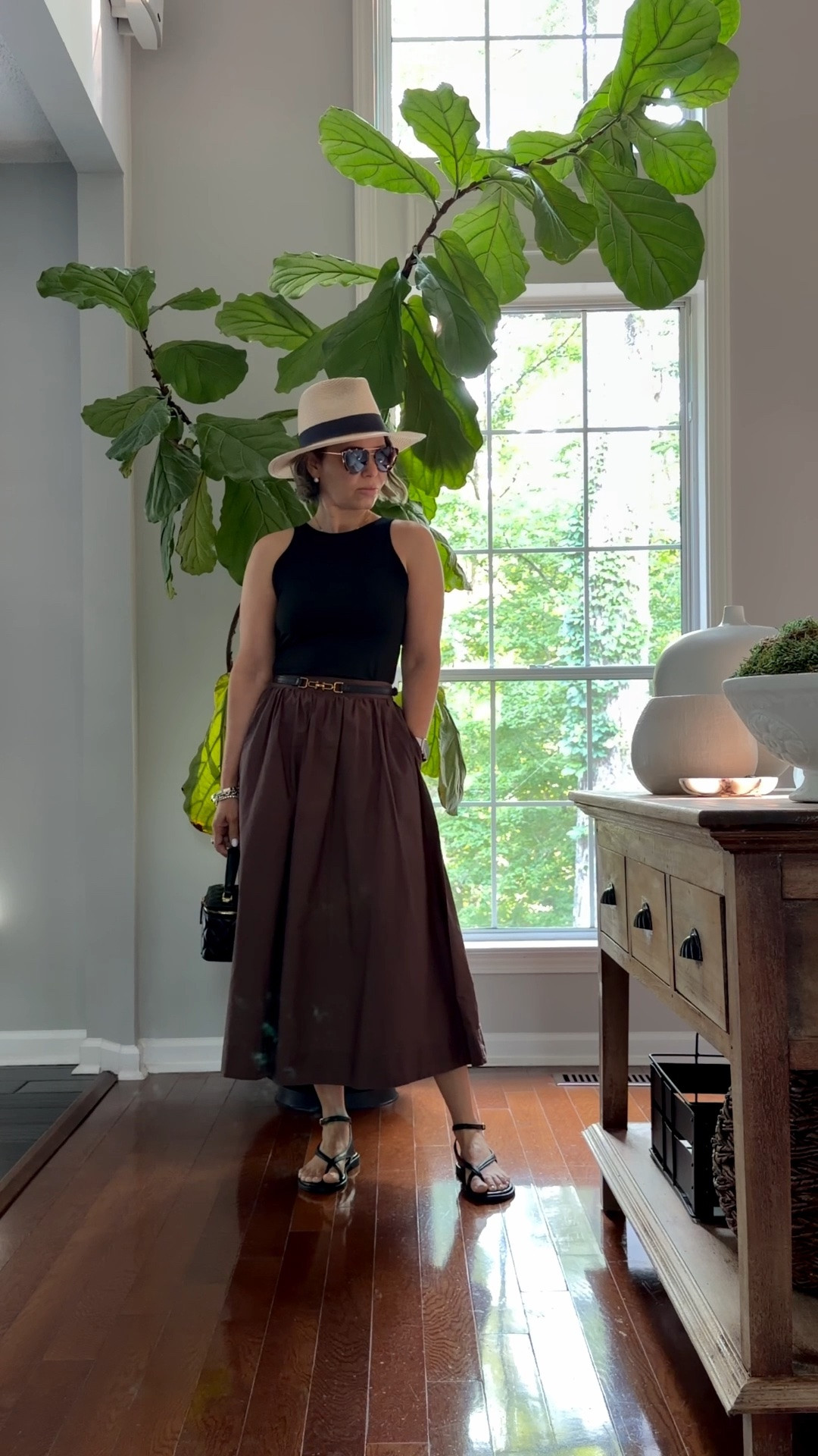 summer outfits
Black bodysuit paired with midi brown skirt, black sandals, bag, sunnies and hat to keep my face covered on this summer day!


#summer #midi #bodysuit #outfit #hats #over50

#LTKSeasonal #LTKOver40 #LTKPetite