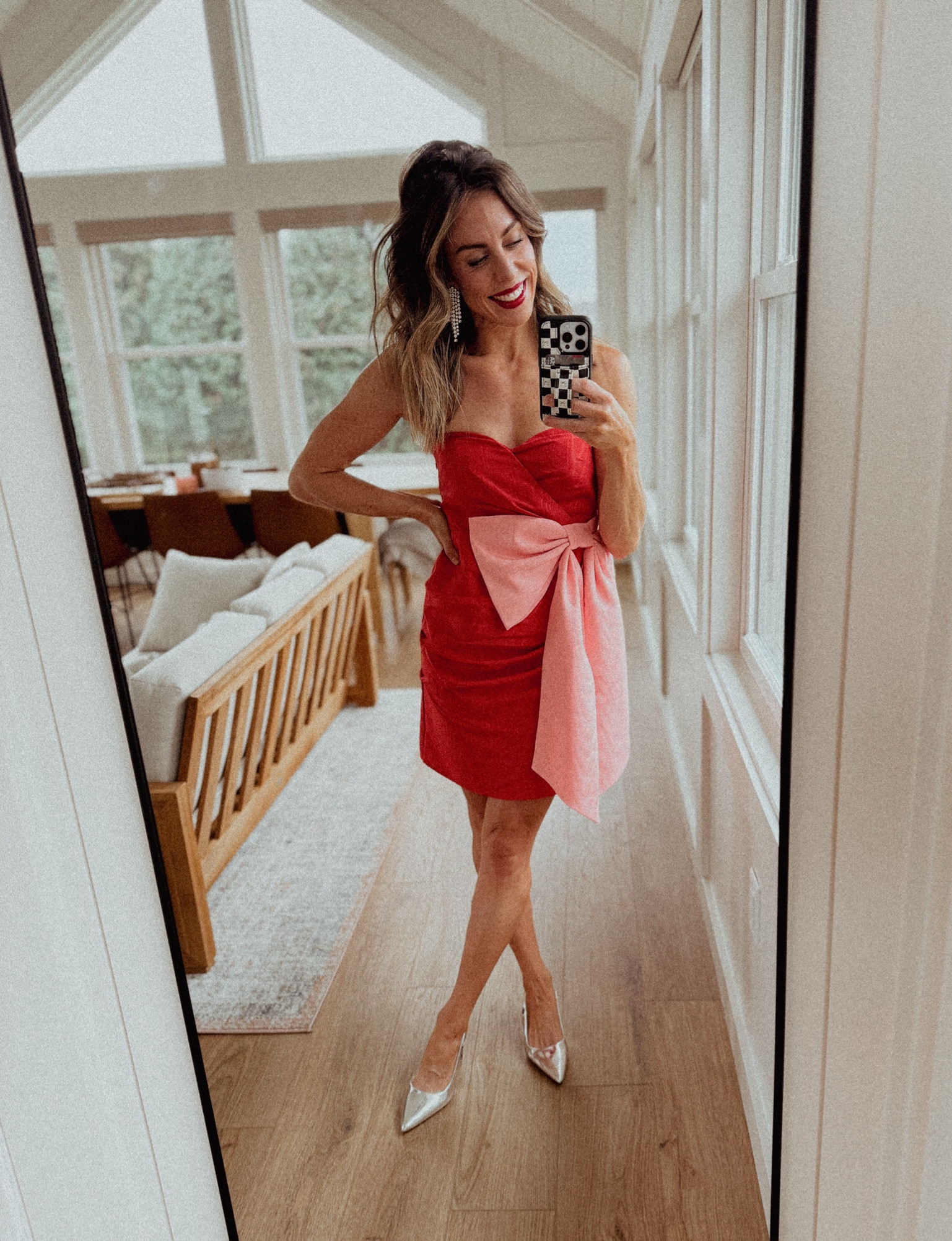 I love a good pink and red moment. 🩷❤️🩷❤️
In a size xxs. I had to size down one. 
It comes with straps that are removable. 

#LTKCyberWeek #LTKHoliday #LTKFindsUnder50