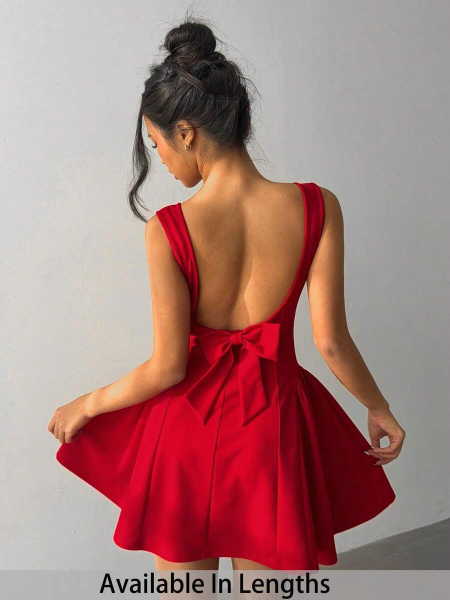 SHEIN Tall CURVE Plus Size Women Solid Color Square Neck Waist Cinched Sleeveless Elegant Dress S... | SHEIN