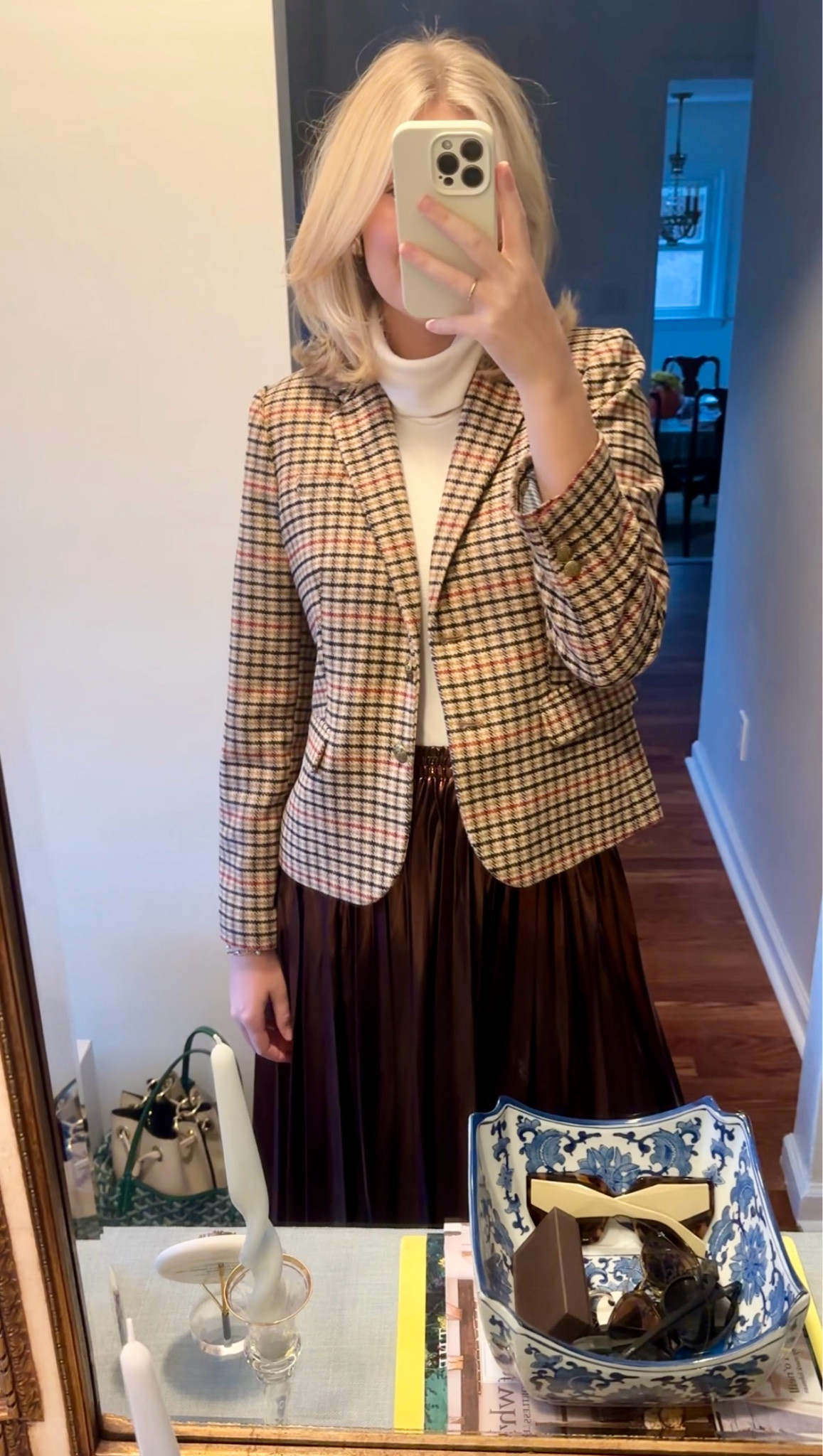 Friday outfit of the day!!!! 💛