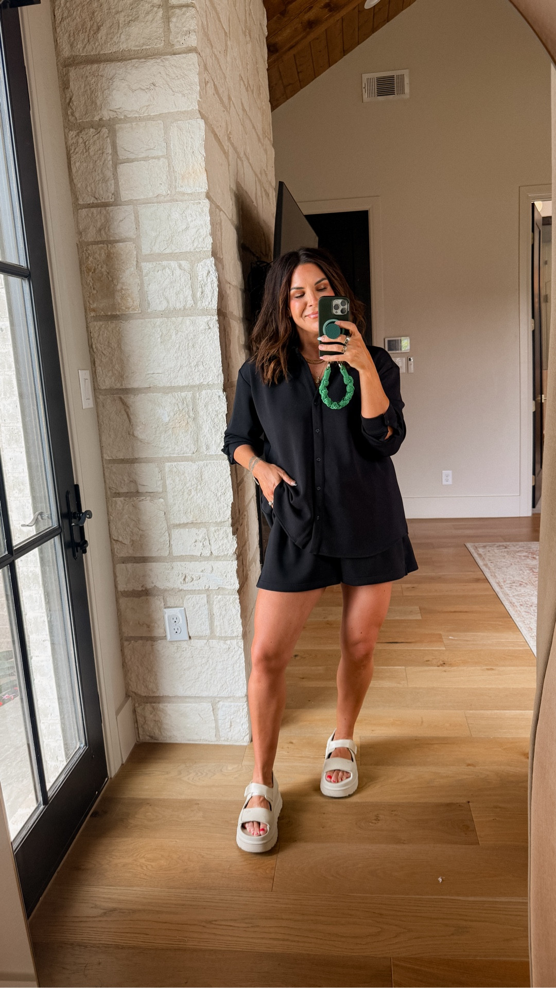 New Spanx finds!! These new COLORS 🙌🏼 

BWCXSPANX (15% off first purchase + free shipping, excluding sales)

Wearing an XL in everything except the leggings, wearing L 

Spanx, workout sets, athleisure, mom outfits 

@Spanx 

#LTKmomlife #LTKootd

#LTKMidsize #LTKootd #LTKMothersDay