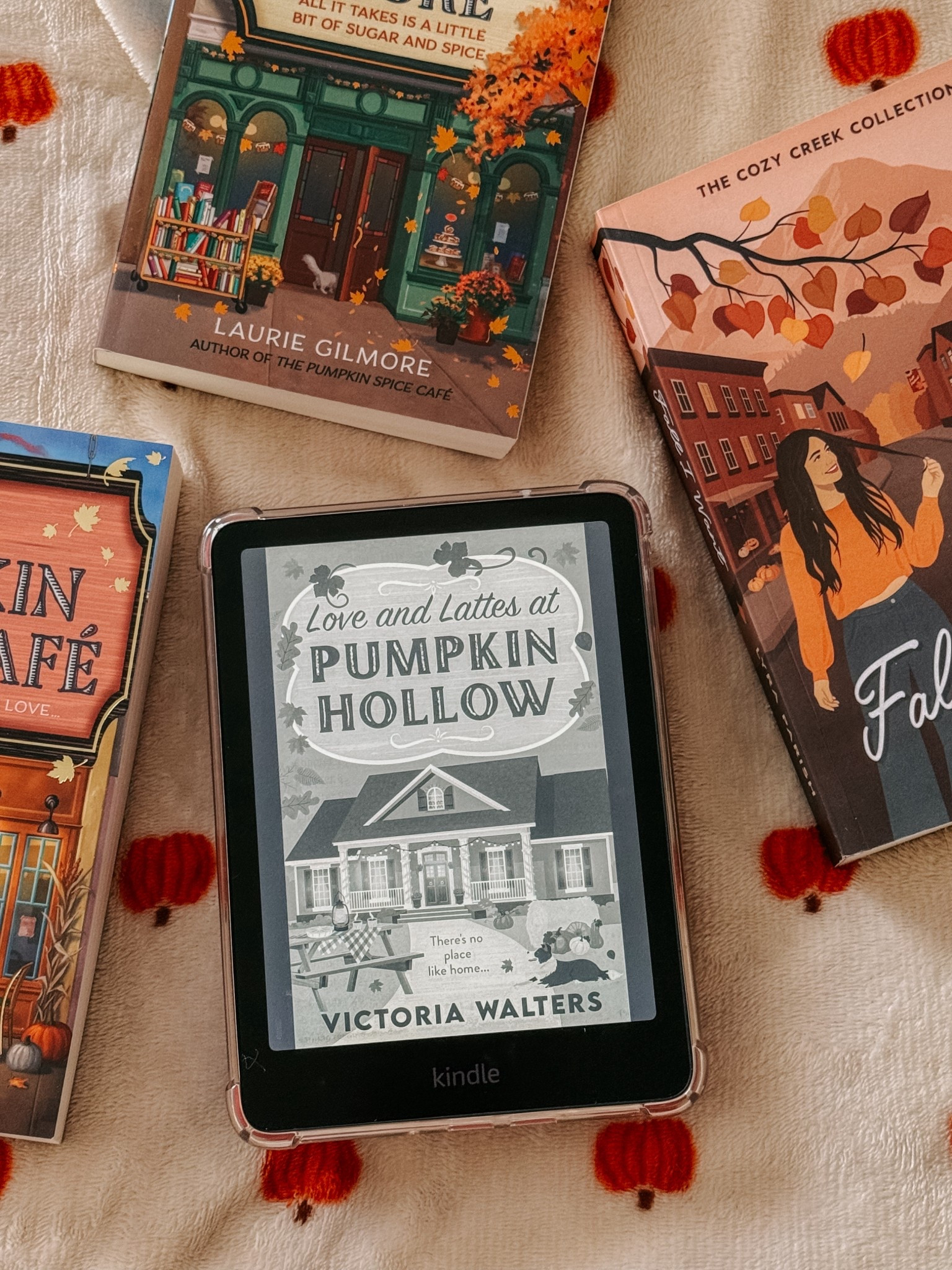 Cozy reads this fall 🍂✨🎃

#LTKHome #LTKSeasonal