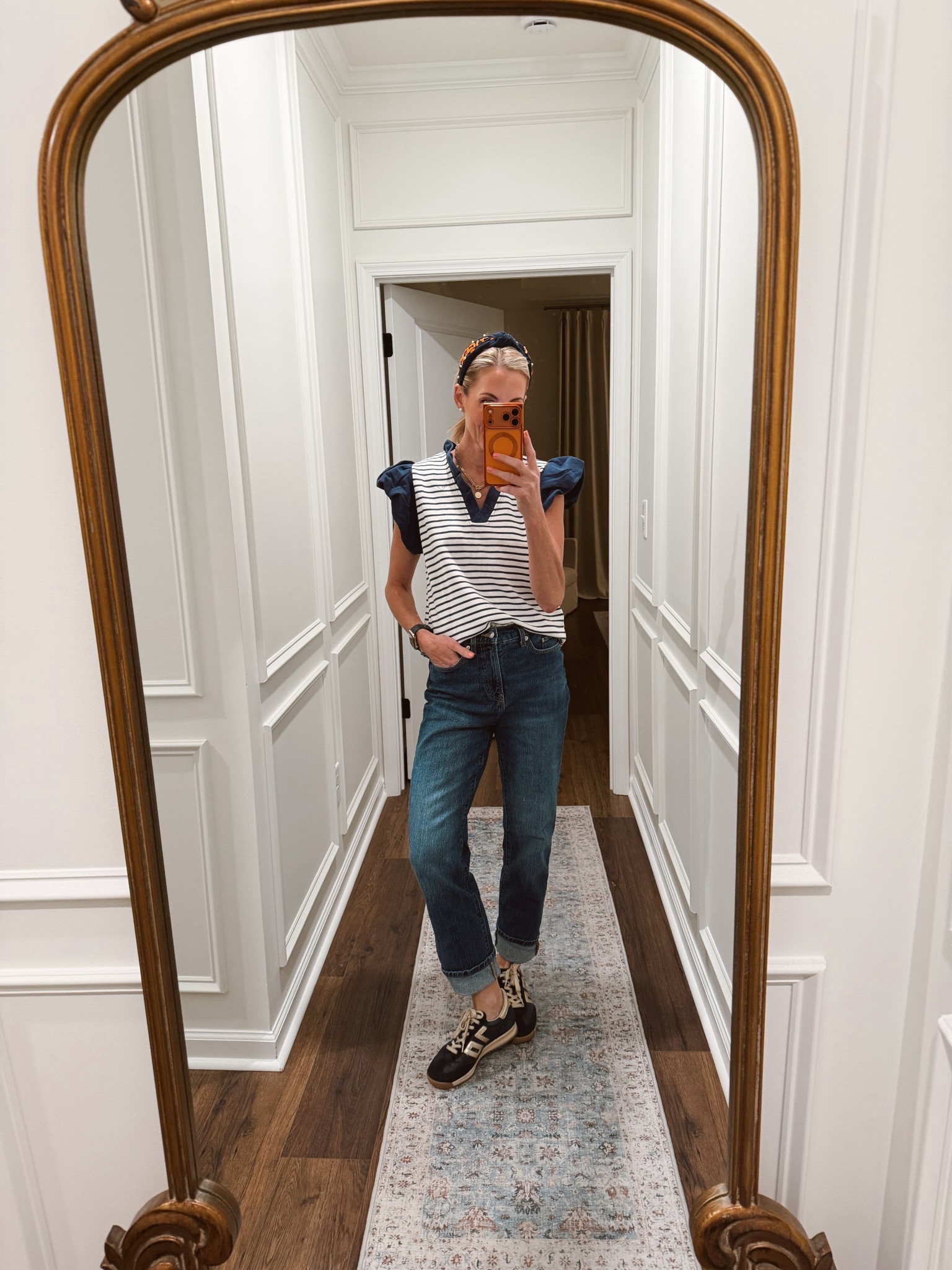 Today’s teacher outfit of the day. Amazon top less than $25. Walmart jeans size 0 less than $25. (Look different on website) my favorite sneakers  

#LTKgrwm #LTKdayinmylife #LTKmomlife