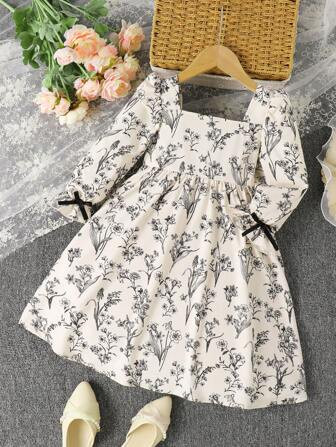 SHEIN Young Girl 1pc Fashion & Cute & Elegant Square Neck Black Floral Printed Pattern A-Line Dress, Elegant Long Sleeve Long Dress, For Birthday Party, Vacation, Great For Casual & Daily Wear & School Daily In Spring & Autumn & Winter, For Christmas, Princess Dress, Mom And Daughter Matching, Sister And Me Matching. | SHEIN