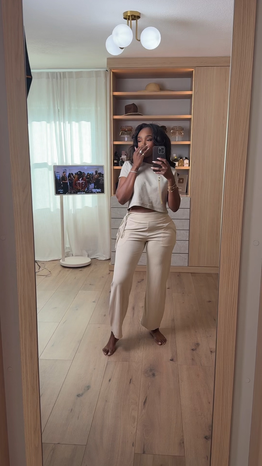 Hi babes!

Okay this neutral set is one of those pieces that looks expensive without trying — super clean, minimal, and so flattering on. The fit is what makes this one a must… it cinches in just right and the pants give that long, effortless look.

This is already picking up and has a high sell-out risk, especially in neutrals like this — these always go fast.

The fabric is soft and lightweight with a really easy drape, so it’s comfortable but still looks put together.

Where to wear this:
• Travel days
• Coffee runs
• Casual lunches
• Everyday errands

Everything is linked below.

xx Kira | @kirasfashionfinds

Measurements: 5’4” | 138 lbs | 34D | 27” waist | 40” hips