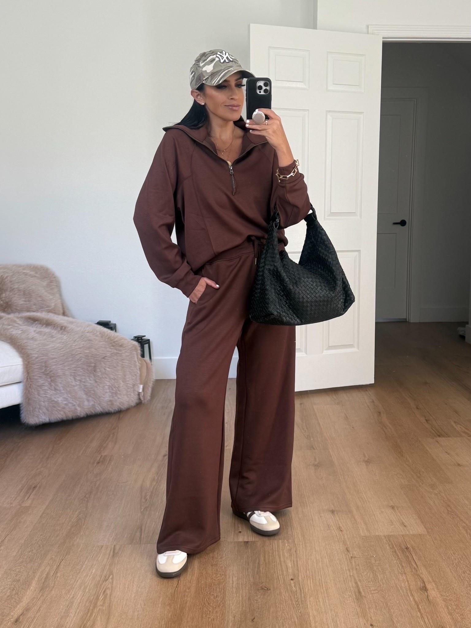 Feels like Spanx two piece set wearing size medium. 