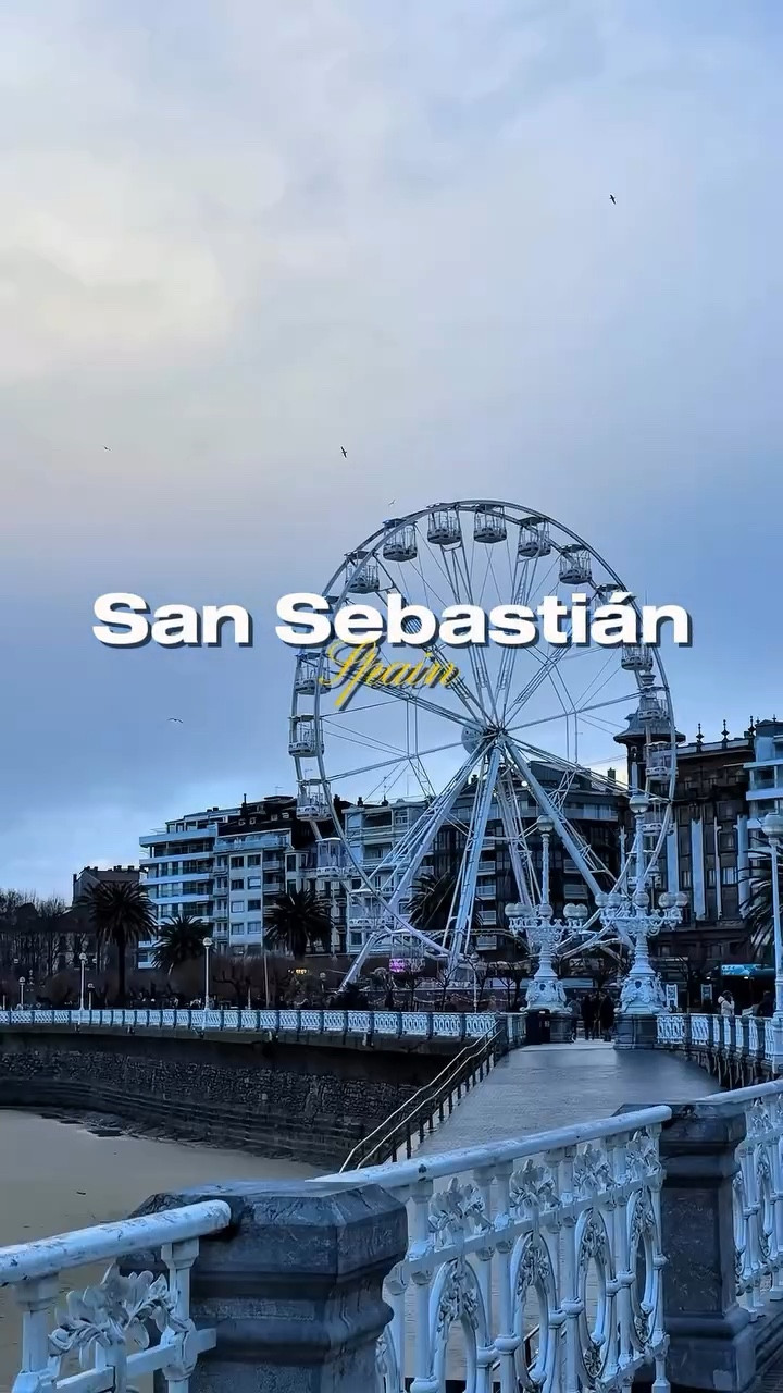 Nothing like some San Sebastián sights, sounds, and dogs!!! 

#sansebastian #spain #basquecountry #travel #architecture