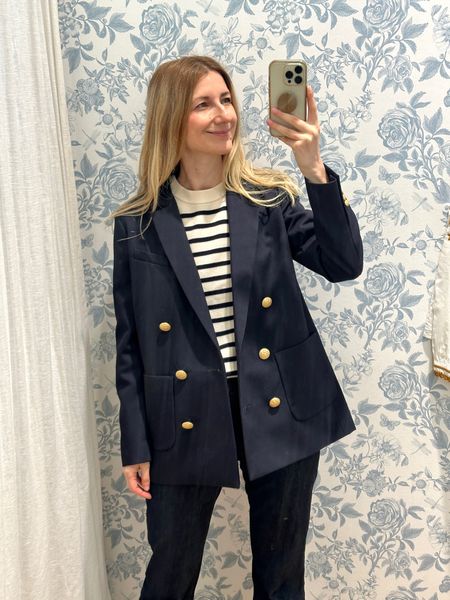 French girl style made activated with this classic chic and elegant navy blazer. This is a timeless wardrobe staple that’s cut very well (oversized fit). If you are looking to build a capsule wardrobe, quiet luxury capsule or just want to wear your clothes this is a great blazer to gett

#LTKstyletip