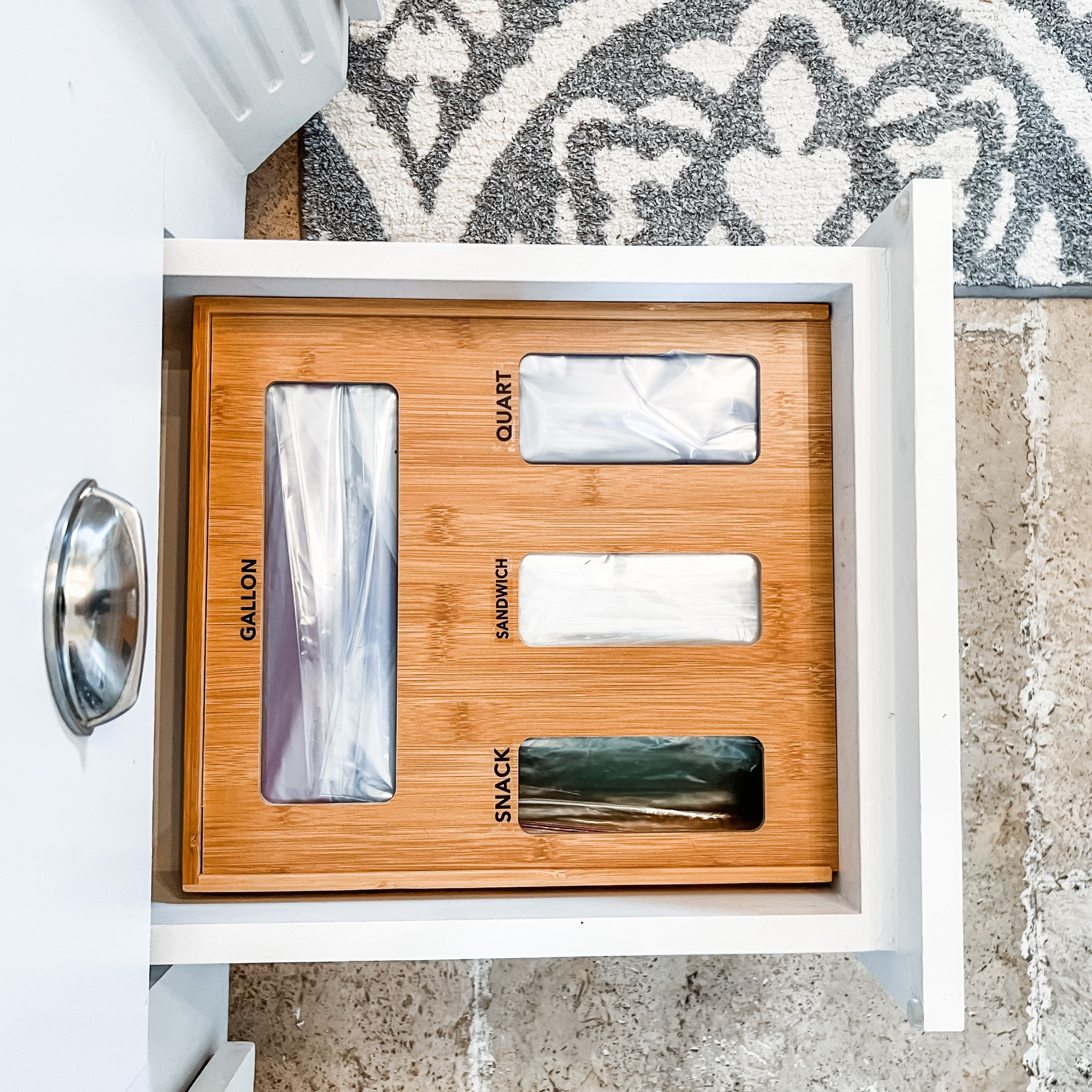 You better believe we’re jumping on this trend for ziploc bag storage 🤩 You can hold WAY more and they’re so much easier to access! They come in a few sizes and colors so be sure to measure your drawer and select the best fit for your space ✨



#LTKfamily #LTKFind #LTKhome