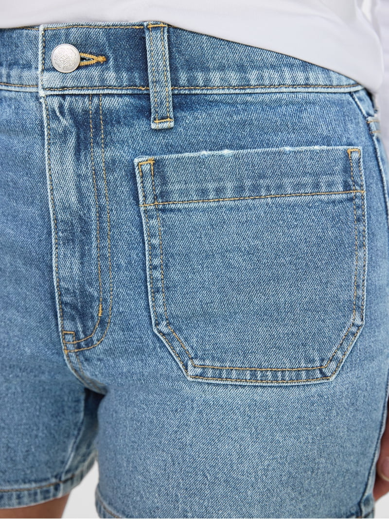 Time and Tru Women's High Rise Patch Pocket Denim Shorts, 4" Inseam, Sizes 0-20 | Walmart (US)