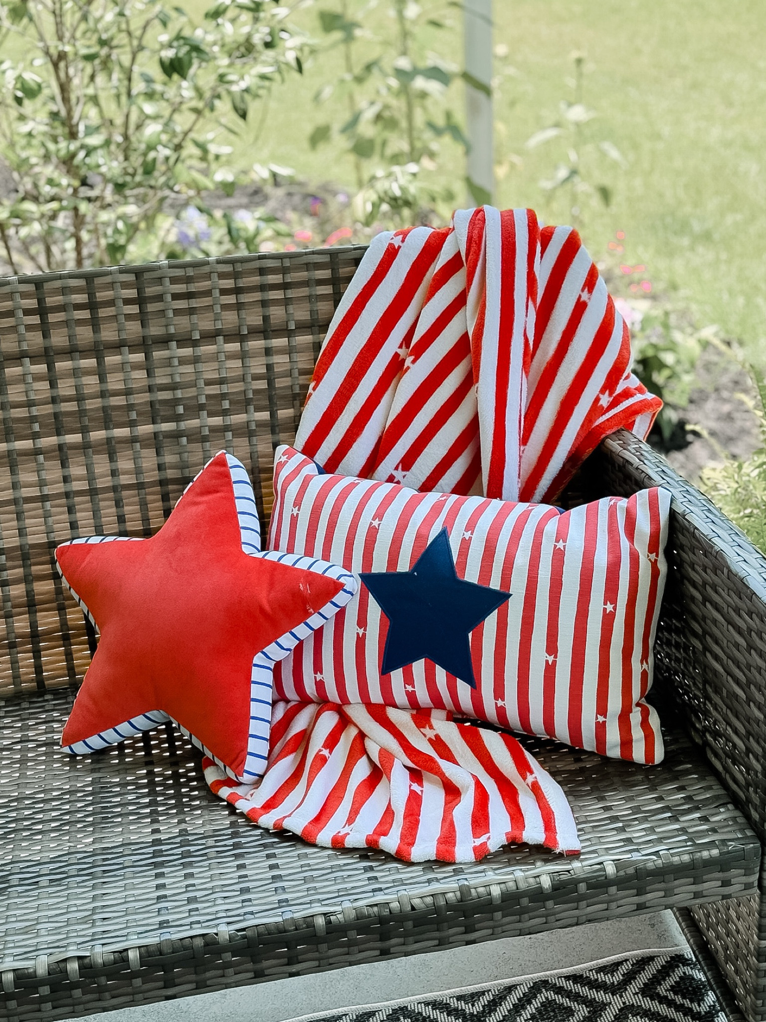 20% off! How perfect are these Target finds for The 4th of July! If you’re hosting this summer these are a must! 

#TargetPartner #Targetstyle  #AD @target @targetstyle

#LTKSummerSales #LTKSaleAlert #LTKHome