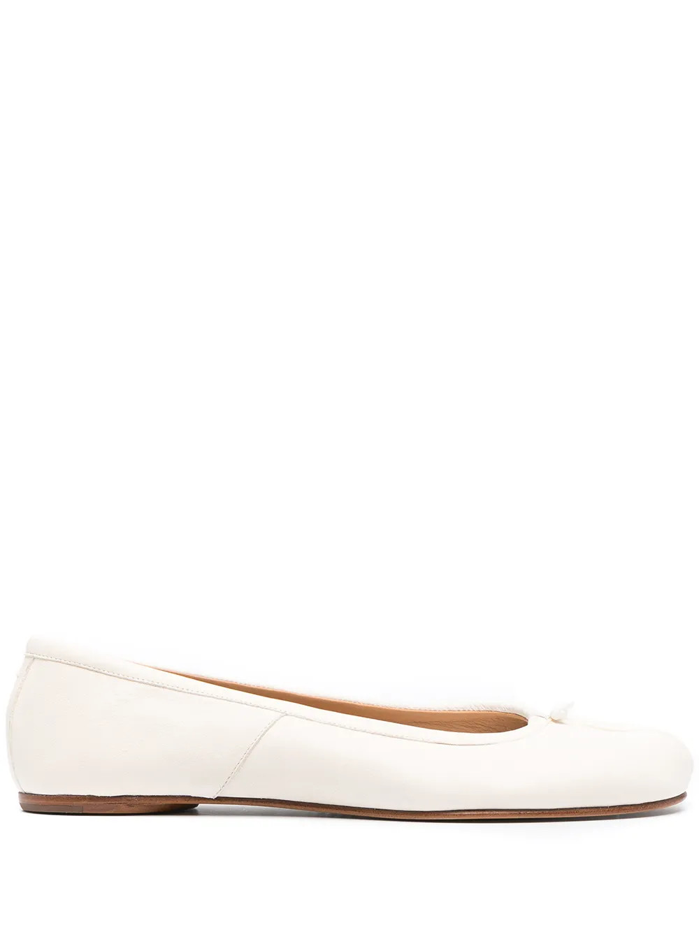 Maison Margiela Tabi Leather Ballerina Shoes - Farfetch | Farfetch Global