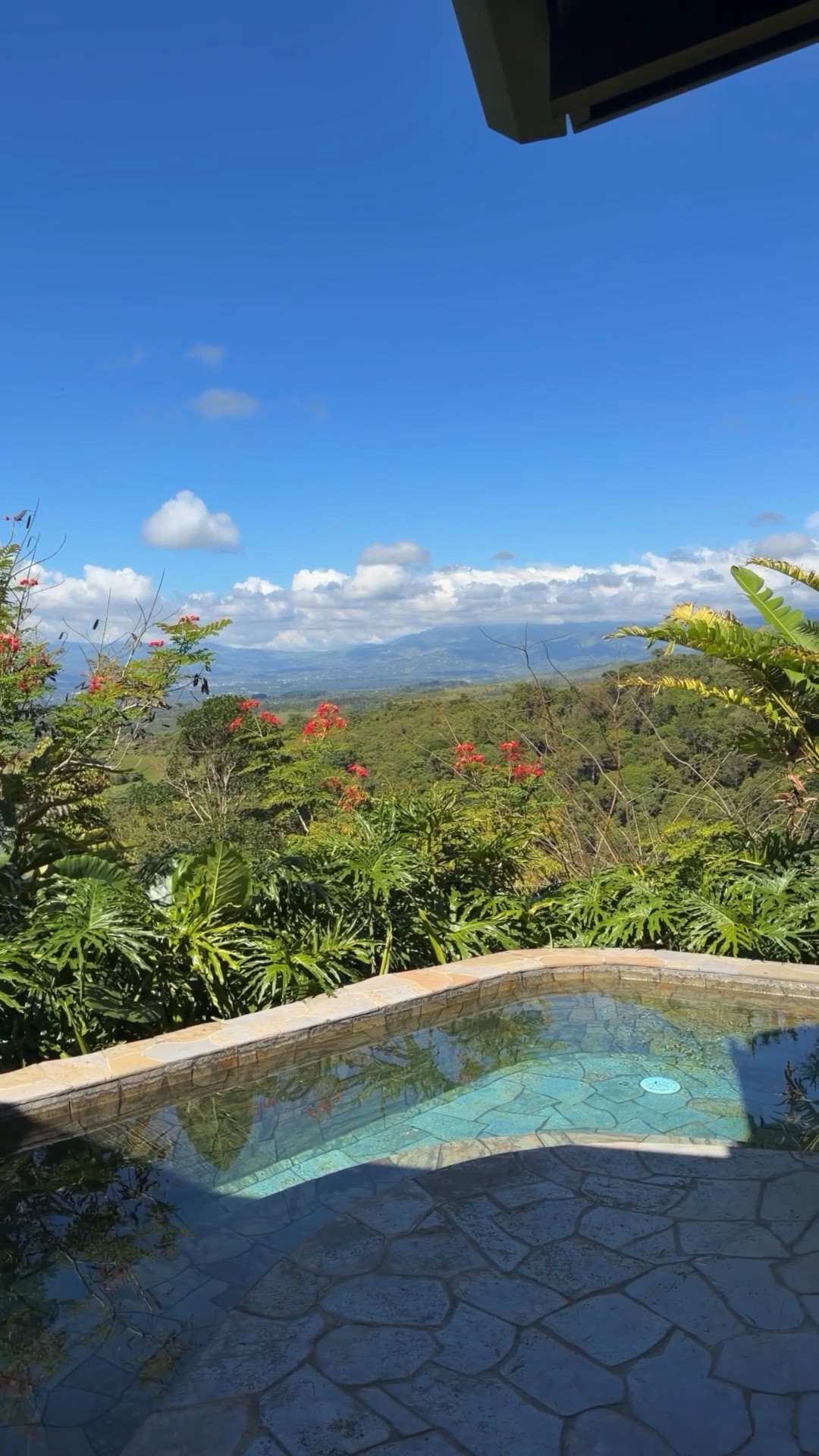 Come to Costa Rica with me in a work trip with Avara! I’m beyond excited to share the new collection dropping tomorrow! 
Meanwhile I’ll share little sneak peeks of paradise @altagarciaauberge

#LTKTravel #LTKstorytime #LTKdayinmylife